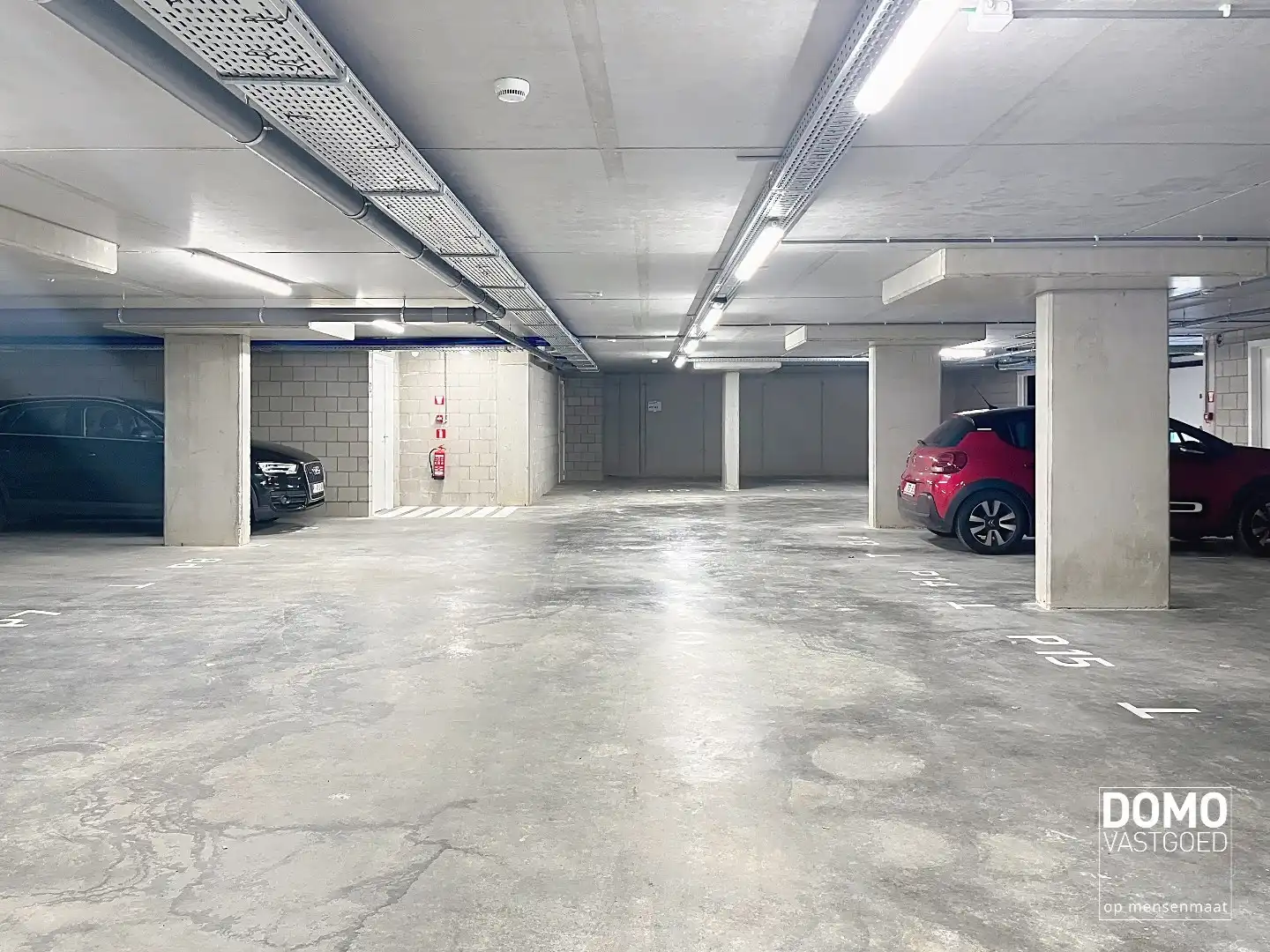 ONDERGRONDSE AUTOSTANDPLAATS TE HUUR IN CENTRUM KERMT (RESIDENTIE DE DRIESKENS) foto 3