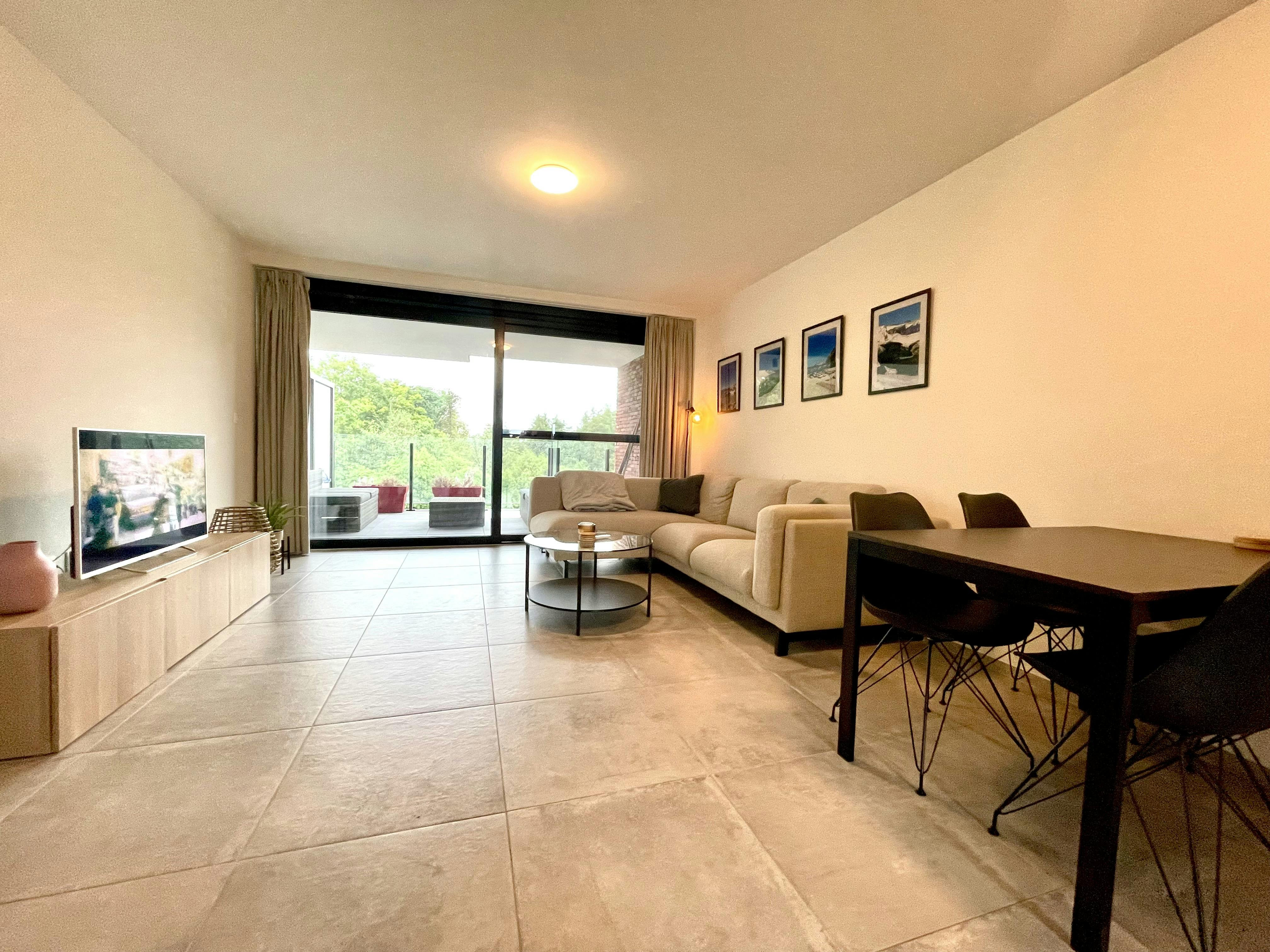 TE HUUR: Appartement met 2 slaapkamers nabij Hasselt foto 4