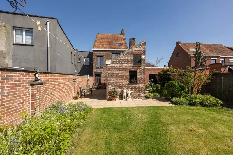 🏡 Gezinswoning met ruime garage en tuin TE KOOP in Meulebeke! foto 24