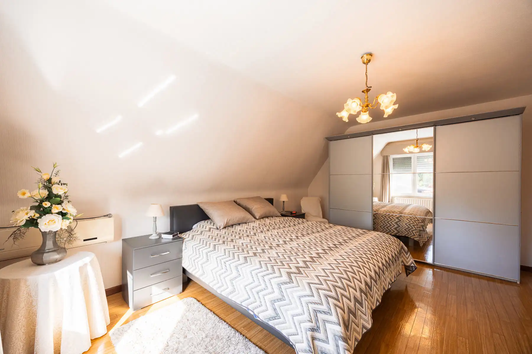 Charmante, uitmuntend onderhouden woning op een ruim perceel foto 16