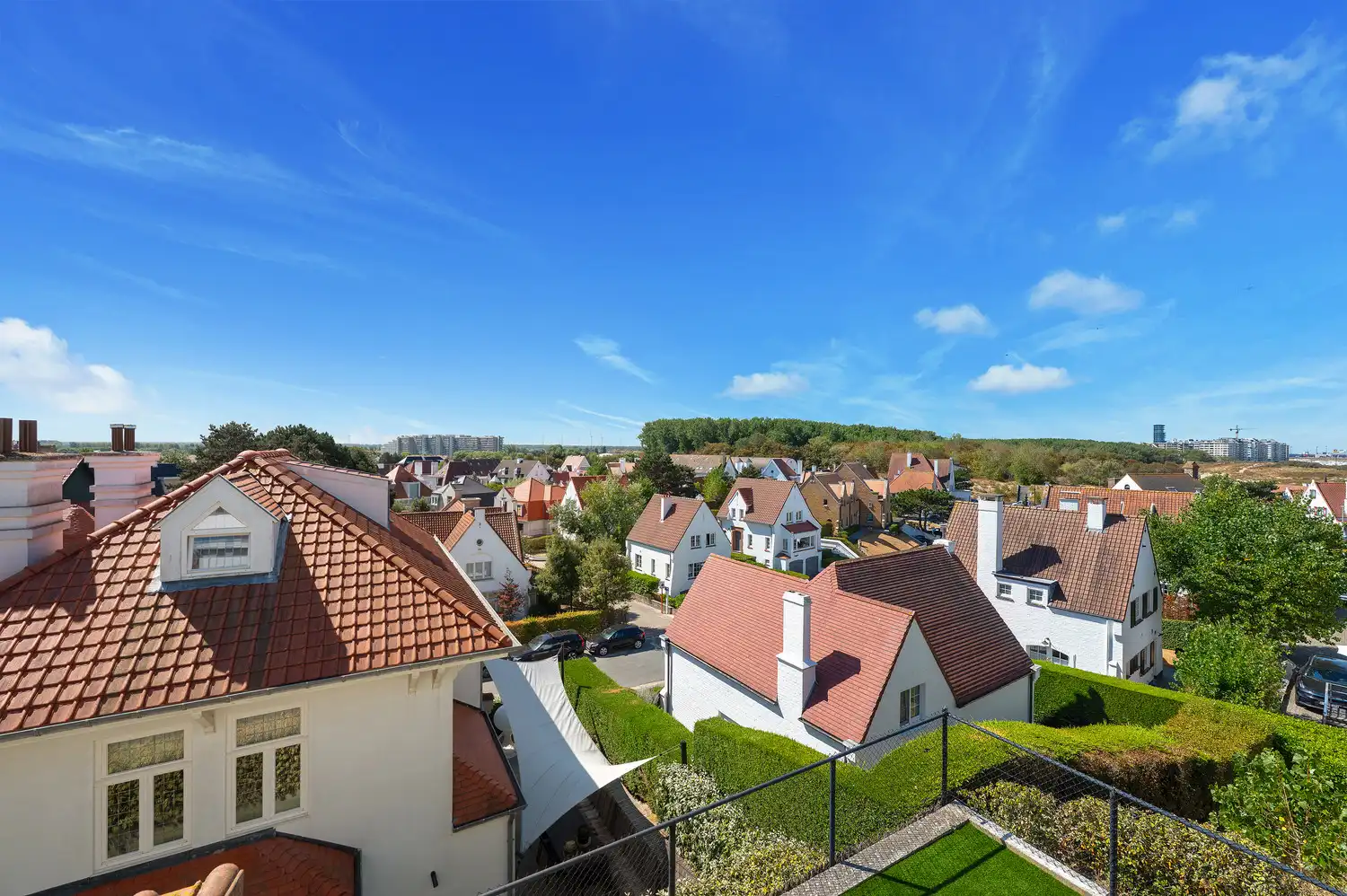 Karaktervolle alleenstaande villa op slechts 200 meter van het strand foto 22