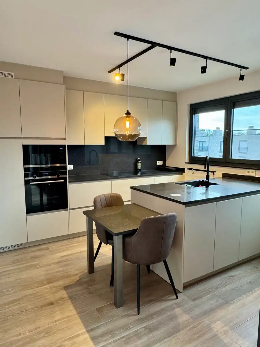 Luxueus 3-slaapkamerappartement met groot terras te huur in Lier  foto 4