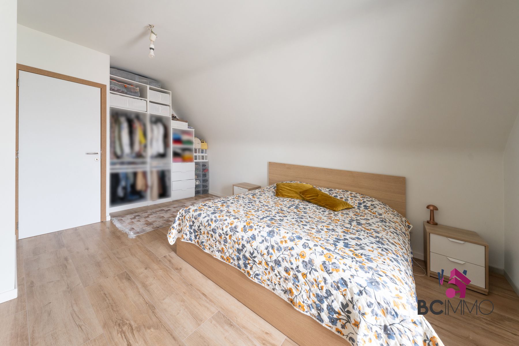 Ruime gezinswoning met 5 slaapkamers en een mooie tuin foto 17