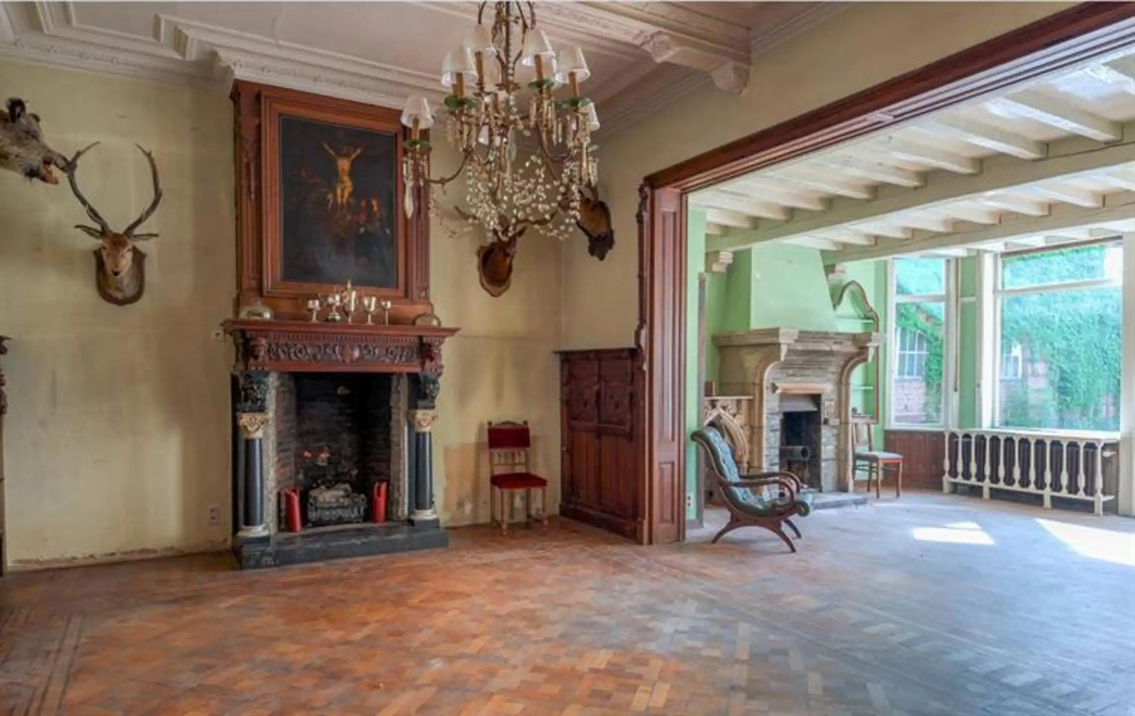 Imposante neoclassicistische herenwoning met 7 slpk., 2 badk. op 59 are 51 ca foto 8