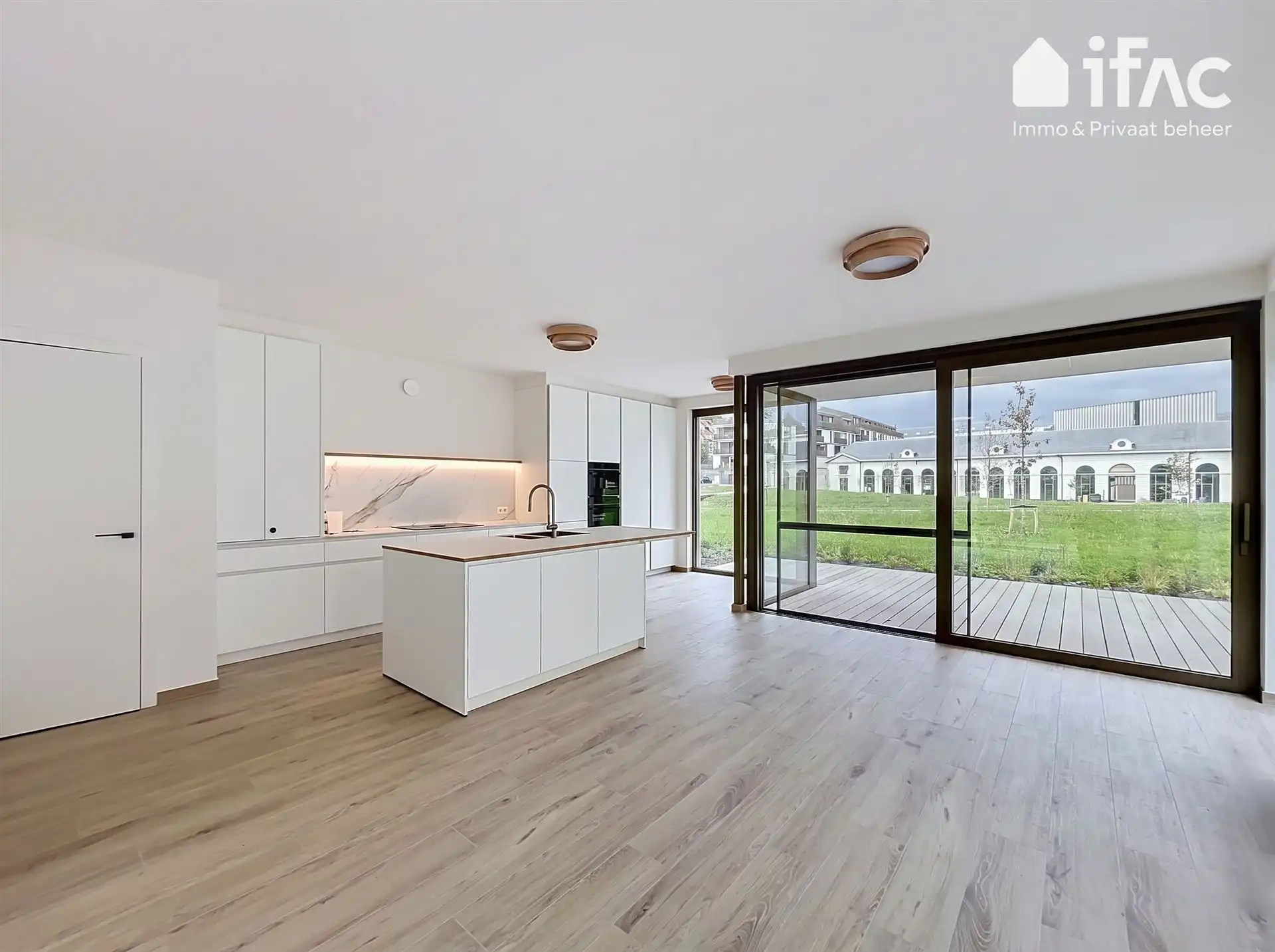 Gelijkvloers appartement met 3 slaapkamers op Panquin-site foto 3