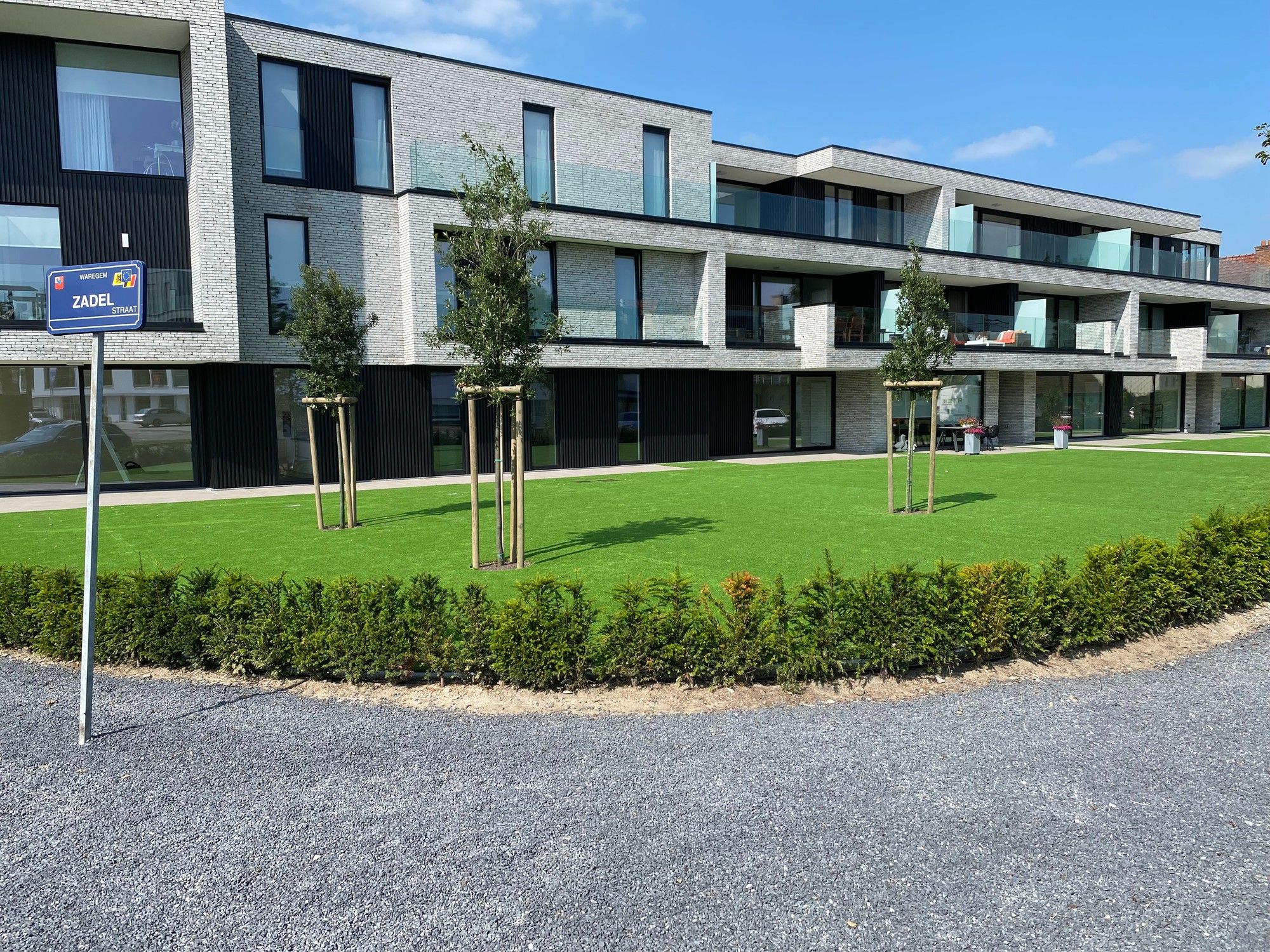 Heel recent appartement met heel laag EPC en zonnepanelen | Potegemstraat foto {{pictureIndex}}
