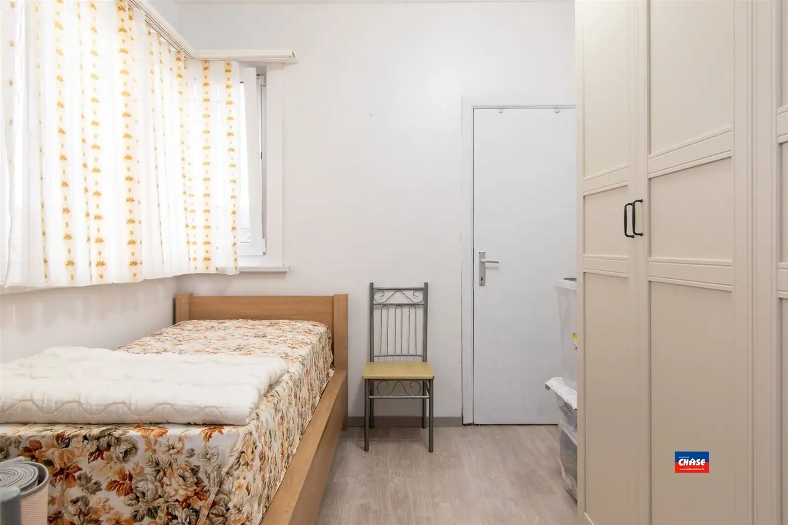 Instapklare rijwoning met vier slaapkamers en twee badkamers foto 17