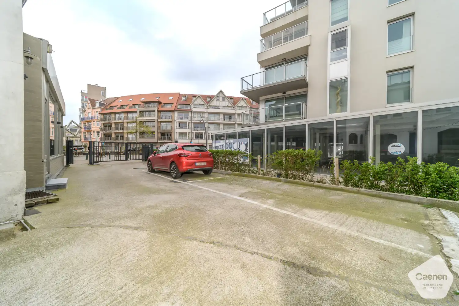 Ruim en lichtrijk appartement te koop in hartje De Panne foto 22