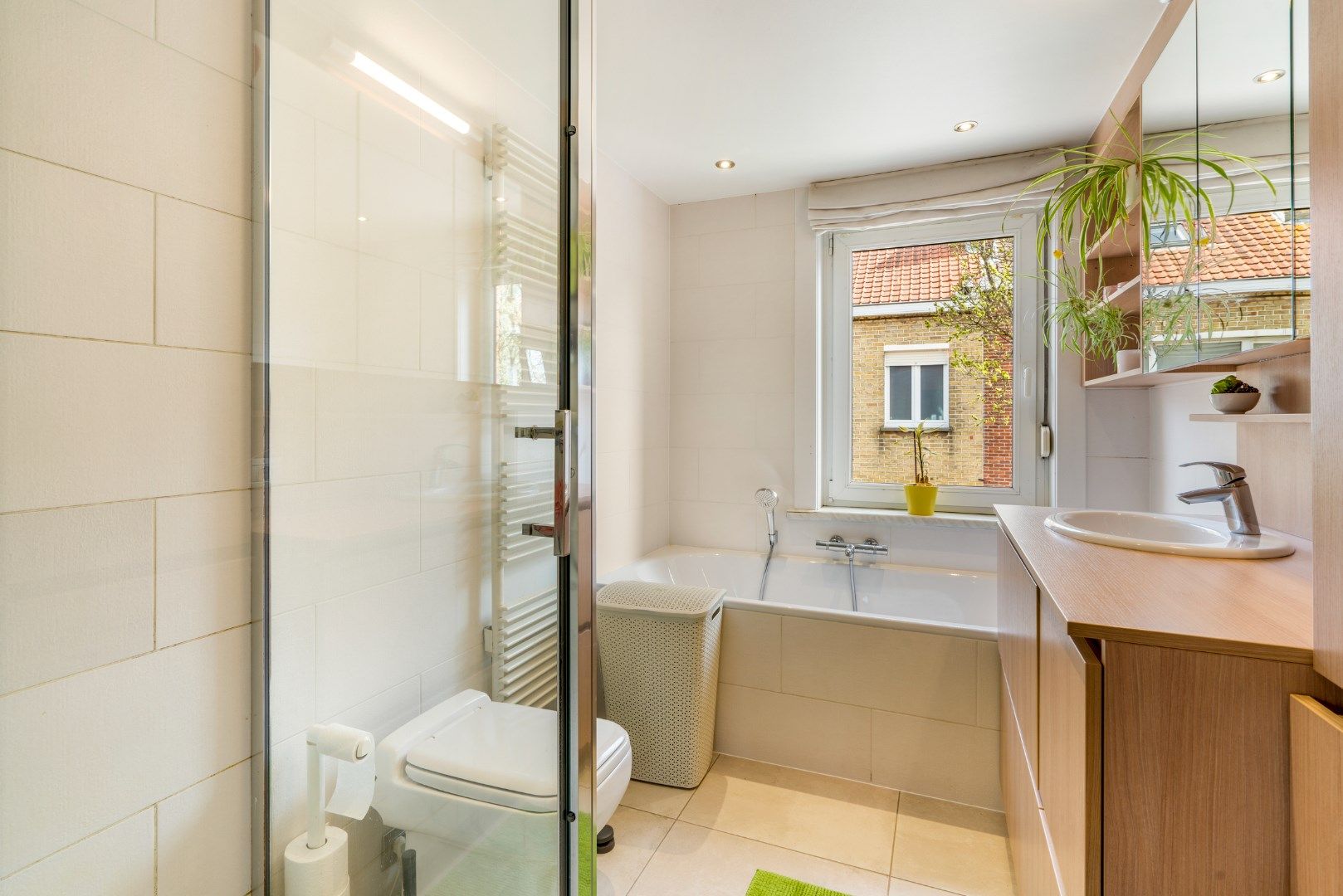 Instapklare rijwoning op de Konterdam met gunstig EPC! foto 14