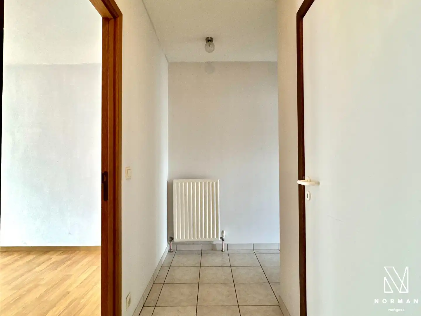 Lichtrijk en energiezuinig appartement met 2 slaapkamers, terras en garage te koop in centrum Kuurne! foto 15