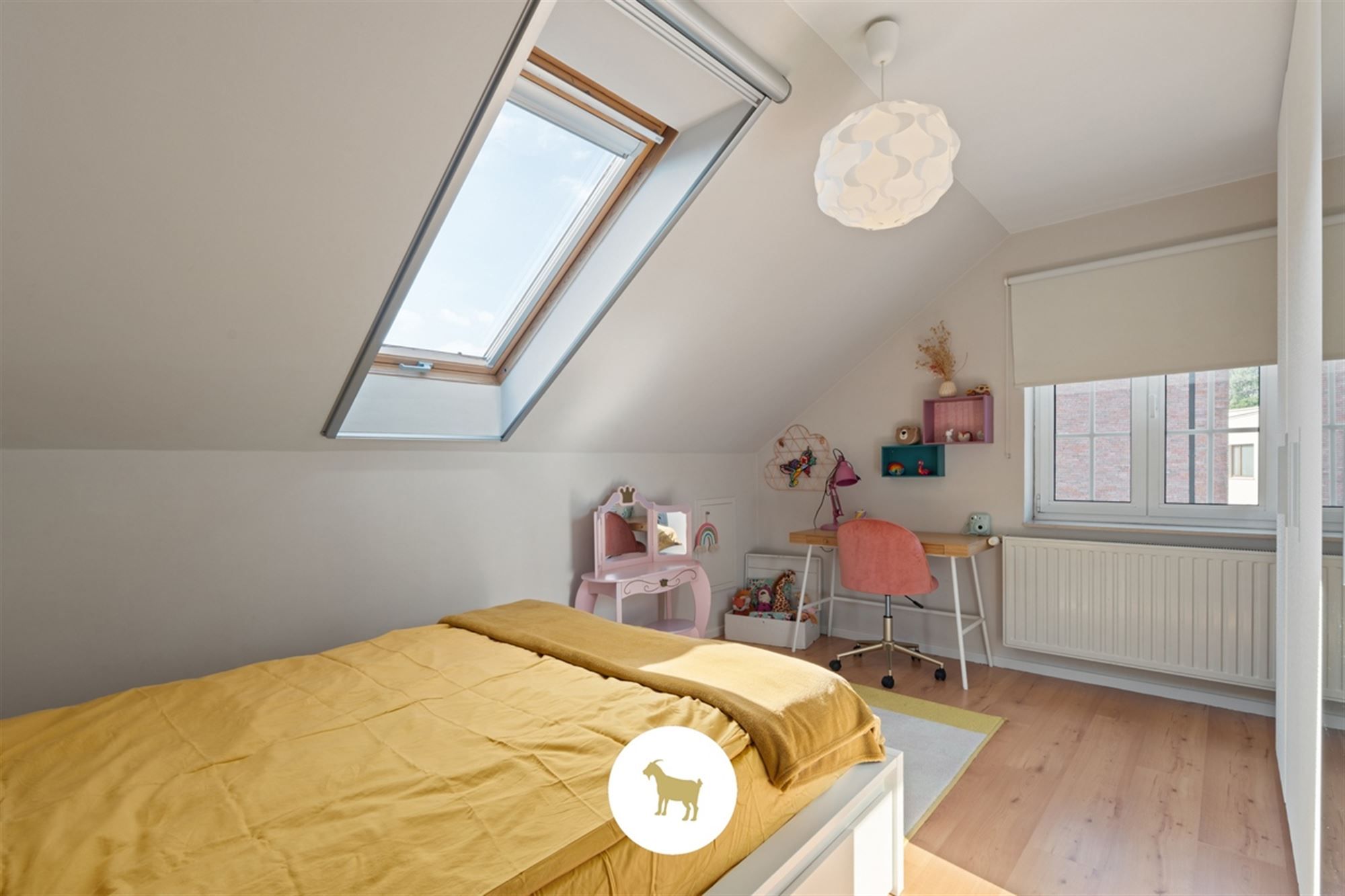 Ruime, INSTAPKLARE OPEN BEBOUWING met 3 SLAAPKAMERS, BUREAU en losstaande GARAGE op een PERCEEL van 1.180m² foto 23