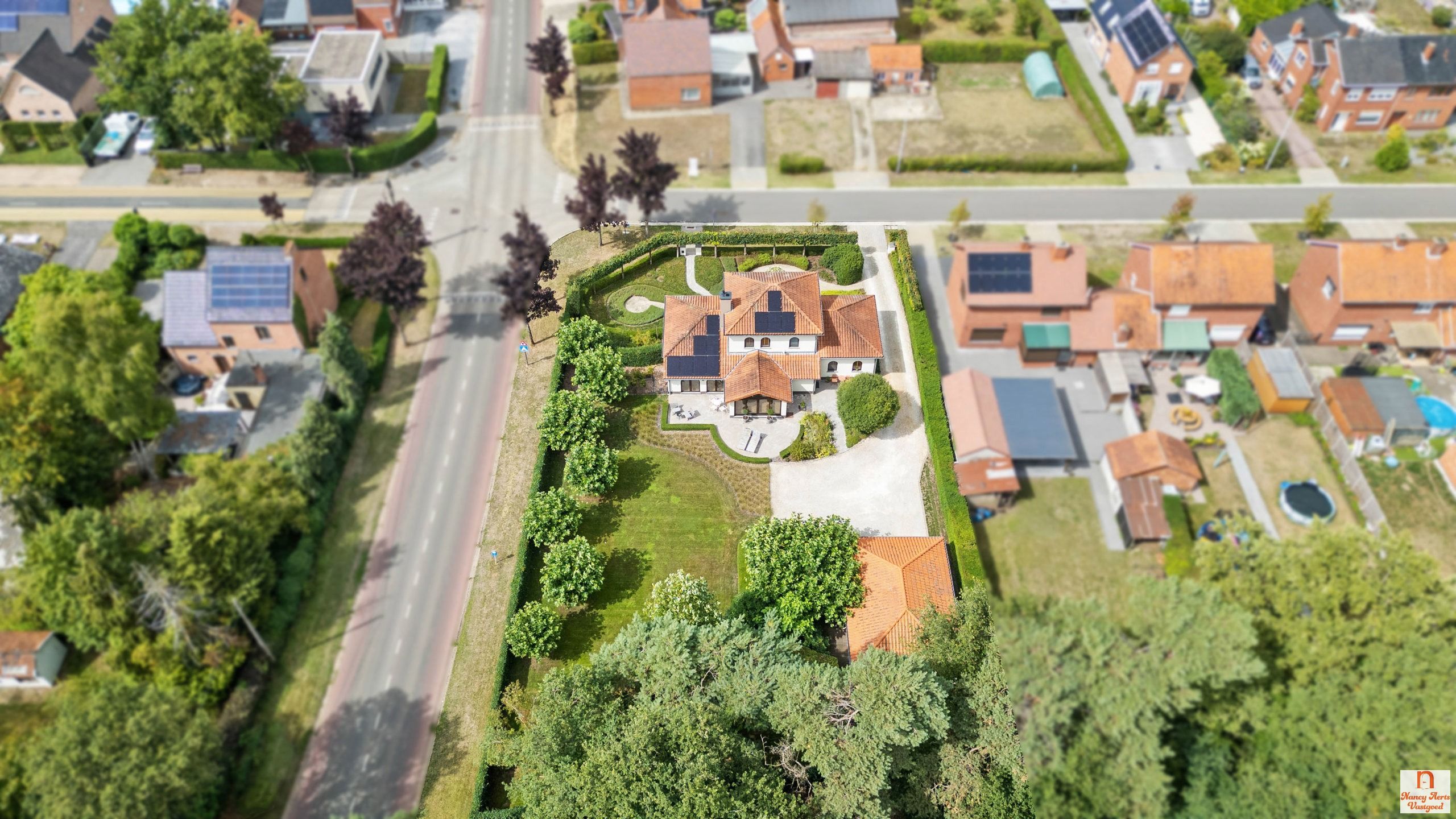 Stijlvol landhuis met tijdloze luxe en doordachte indeling foto 4