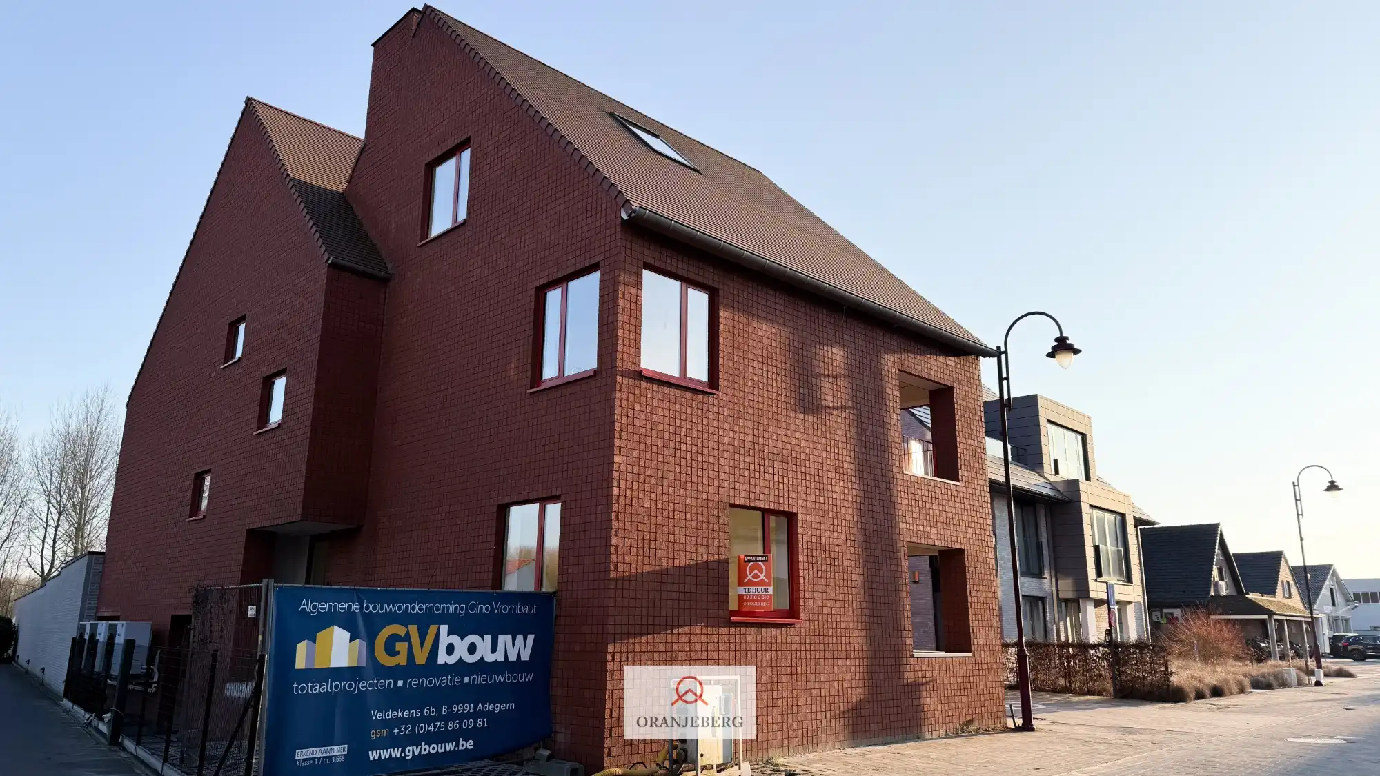 Nieuwbouw penthouse met terras foto 30