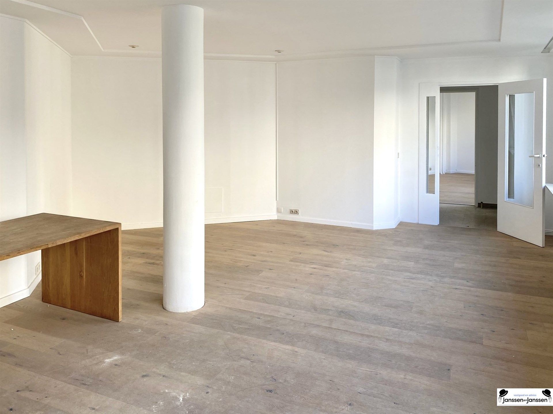 Hoekappartement met veel lichtinval op toplocatie in Antwerpen! foto 3