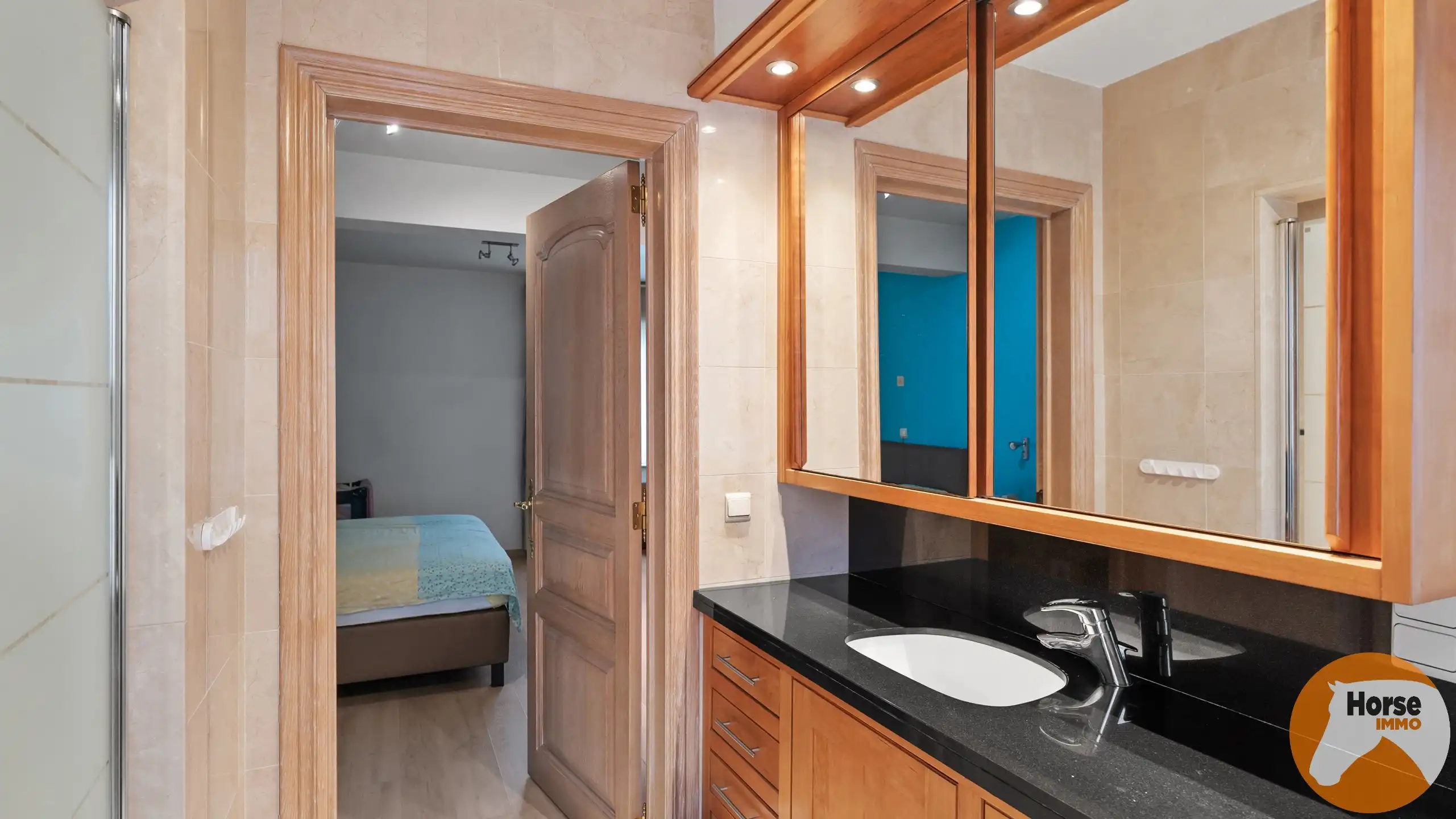 TOLLEMBEEK - Prachtige woning met 3 loodsen op +-2,9ha. foto 19