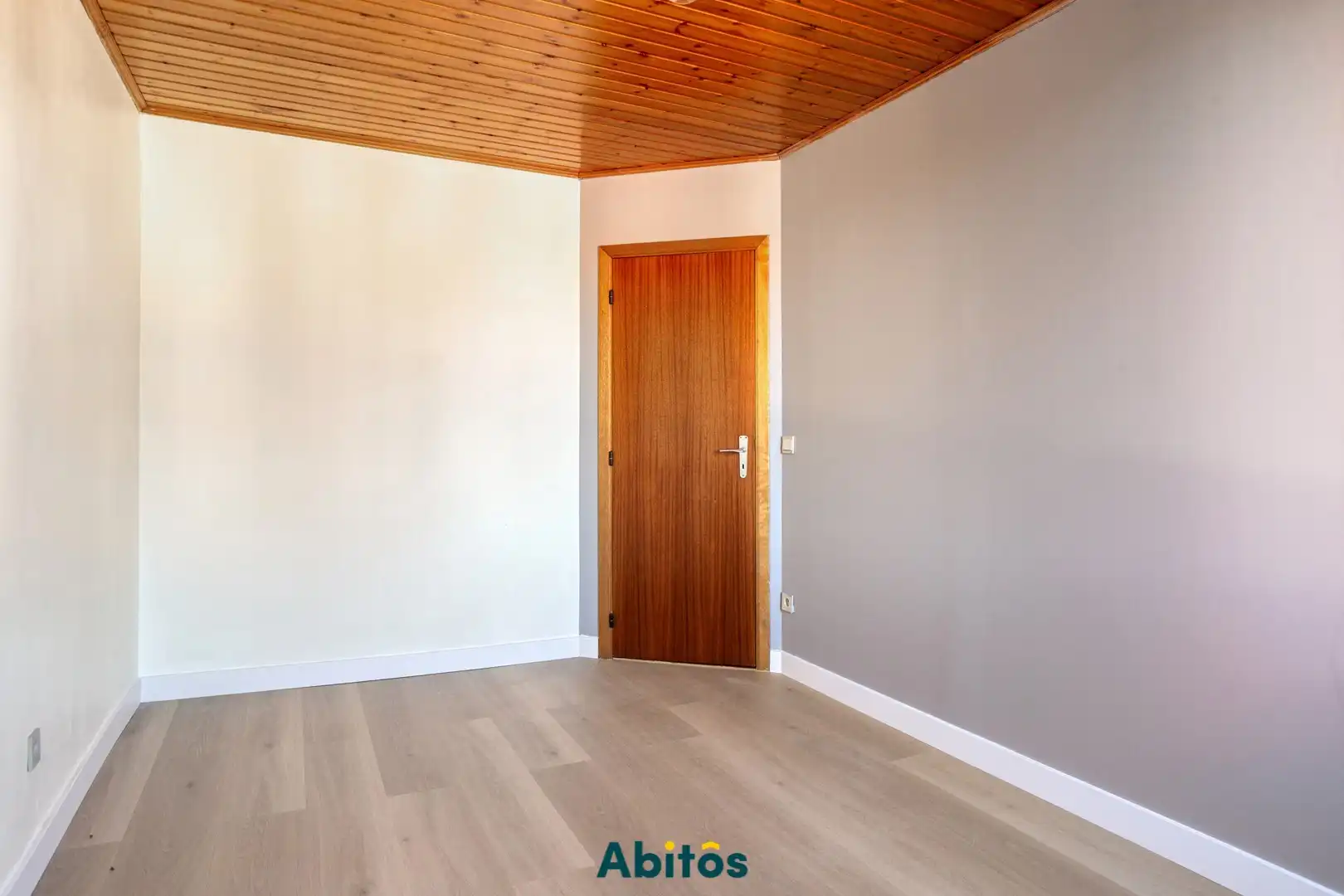 Opbrengsteigendom met 4 appartementen en 3 inpandige garages in Gent foto 13