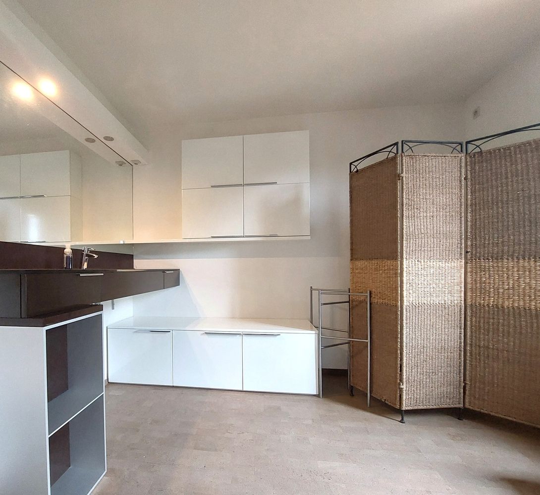 Ruime woning in Leuvense stadsrand // 5 slaapkamers // 2 badkamers //groene tuin // parking foto 31