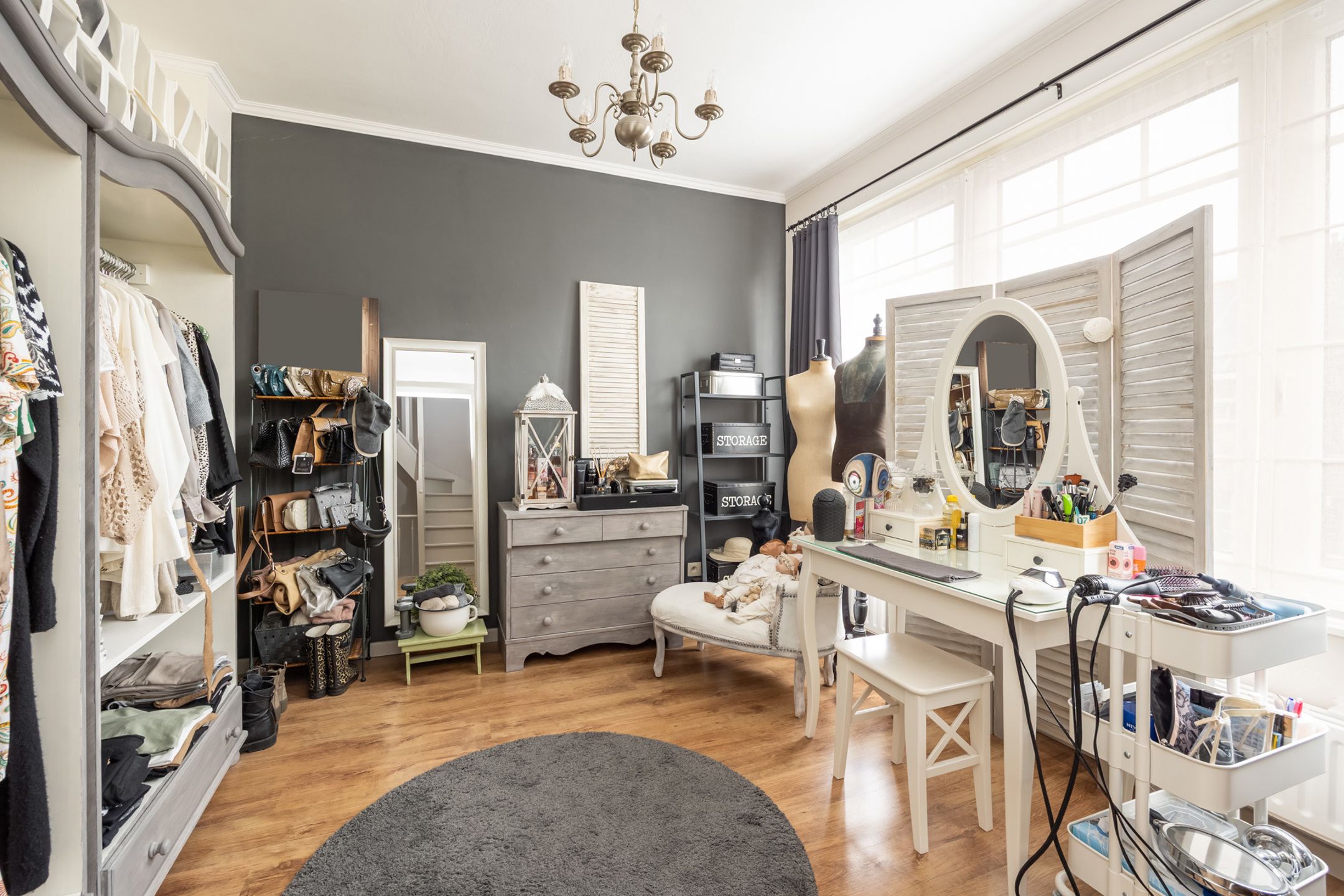 Instapklare woning met tuin 3/4 slaapkamers te Nachtegalenhof Hoboken foto 5