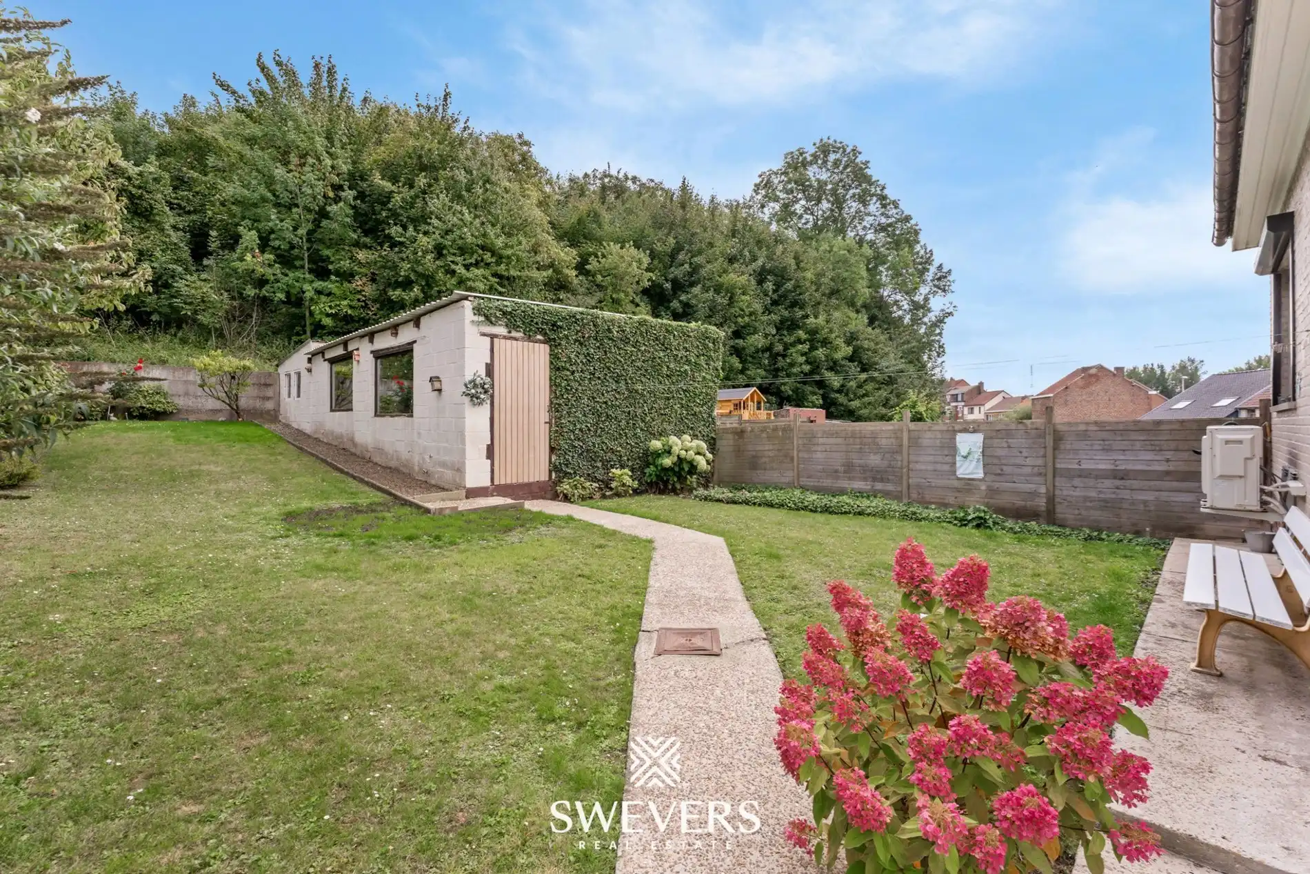 Gelijkvloerse woning met tuin en garage in hartje Tongeren foto 19