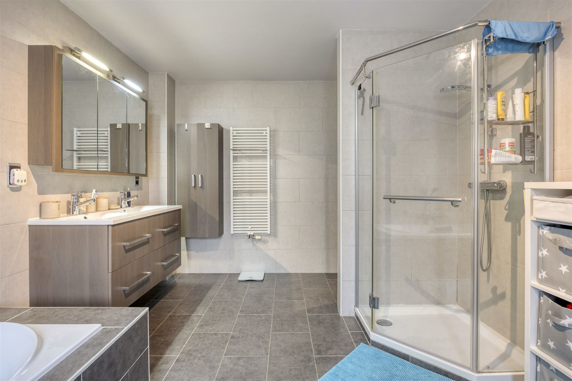 Ruime energiezuinige gezinswoning met 4 slaapkamers foto 26