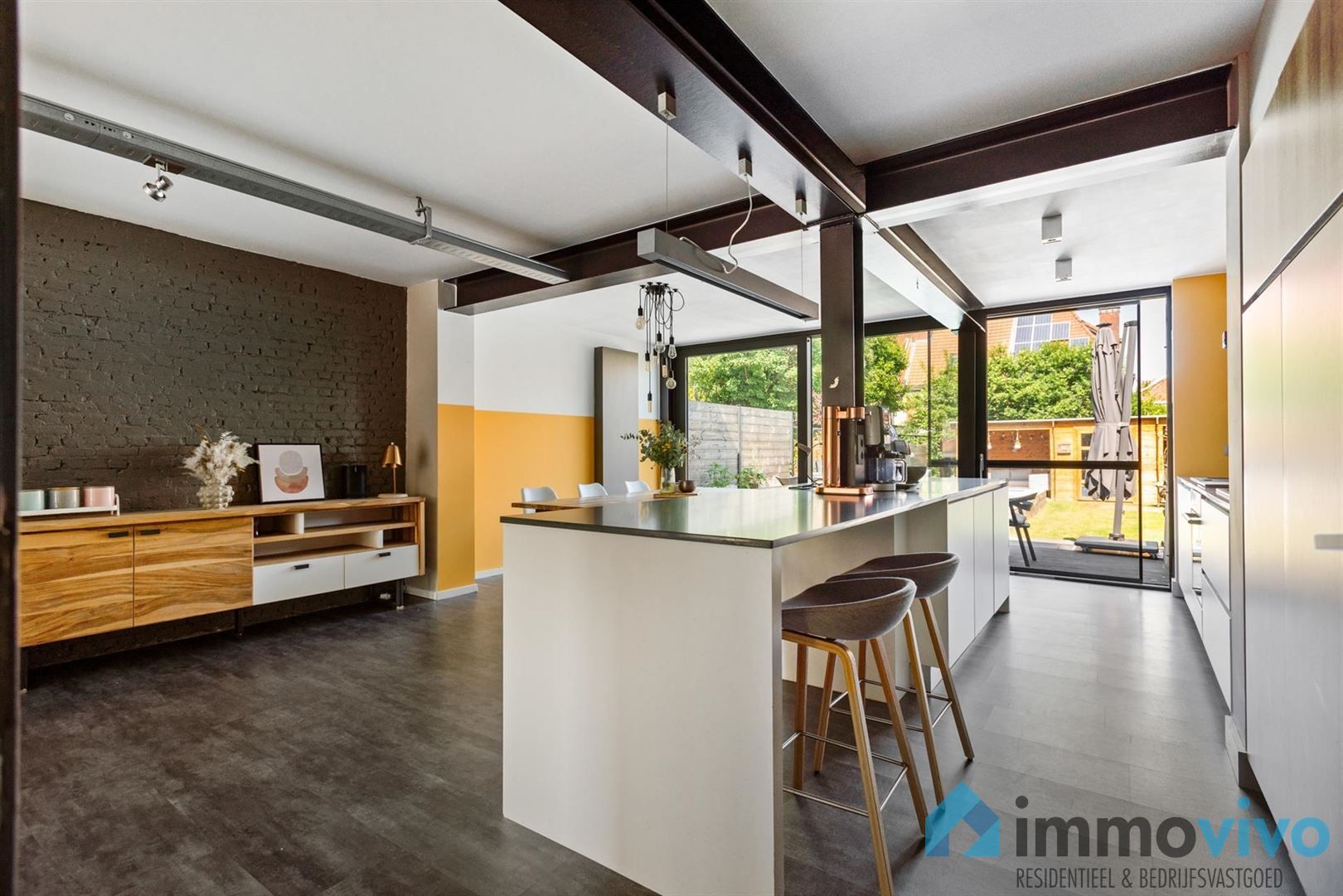 Gerenoveerde woning met zwembad op toplocatie aan Hof Ter Linden foto 13