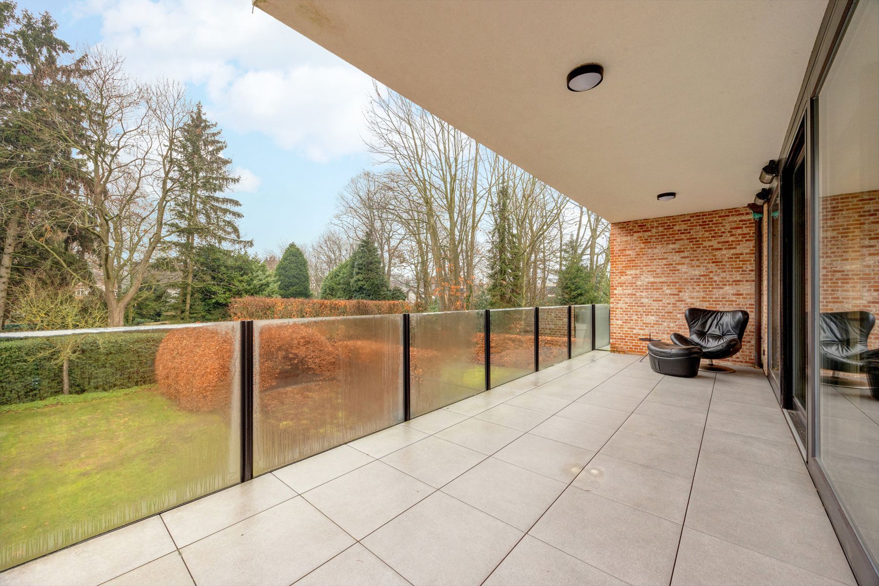 Luxe villa appartement in een kleinschalige residentie met lift. foto 2