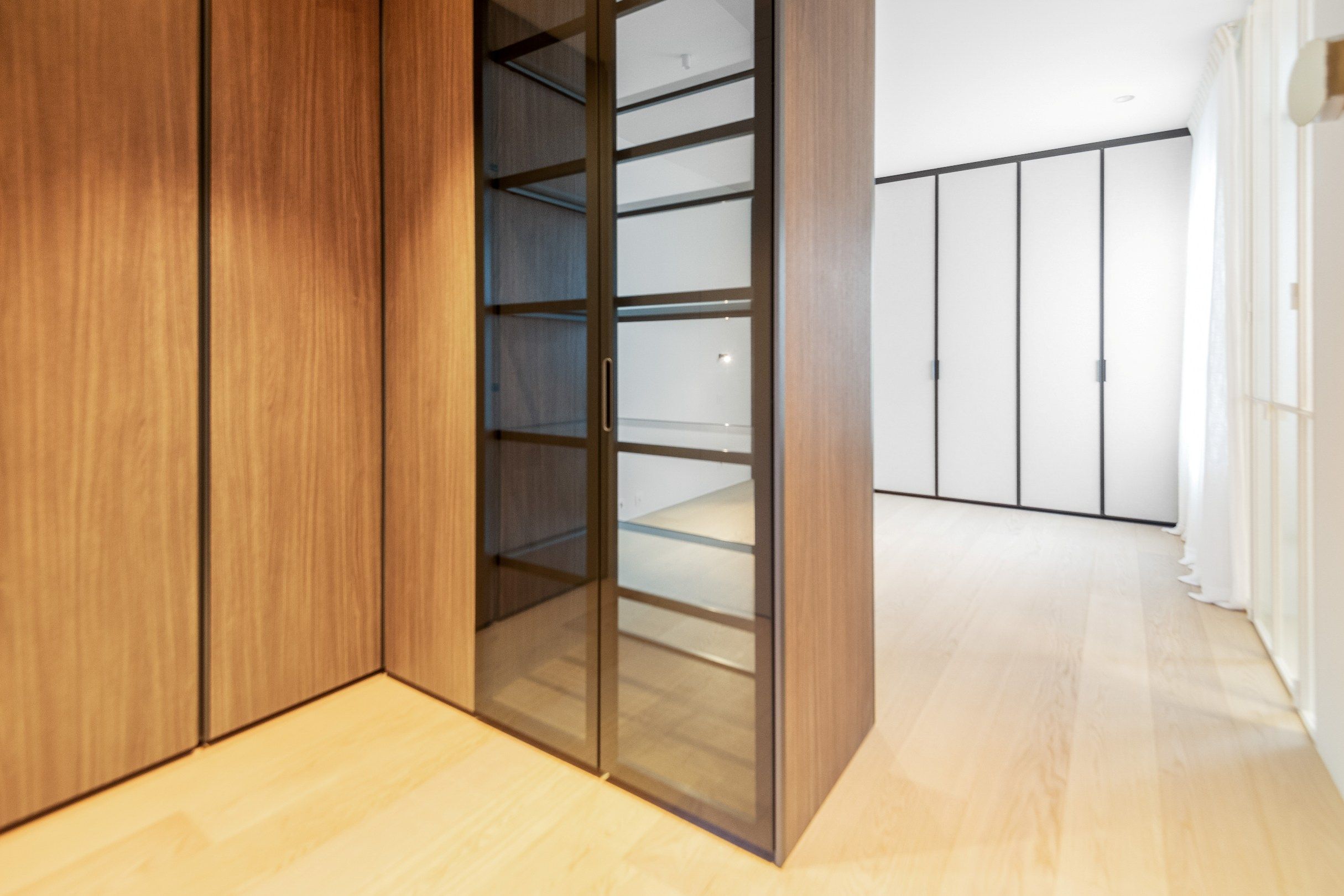 Luxueus nieuwbouwappartement met een uitzonderlijke afwerking gelegen in de Van Bunnenlaan.  foto 13