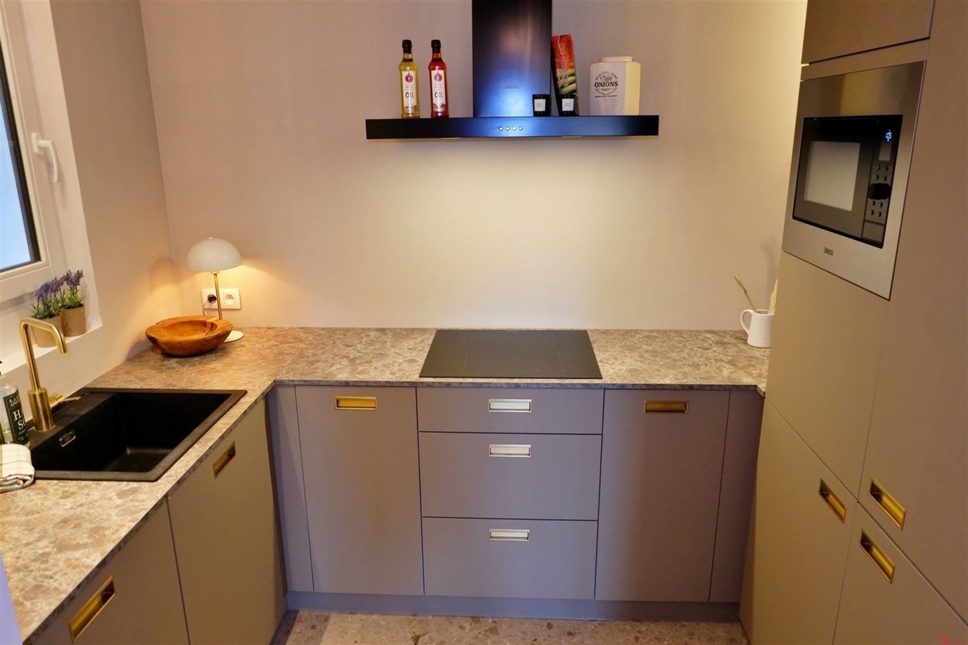 Prachtig gelijkvloers appartement foto 6