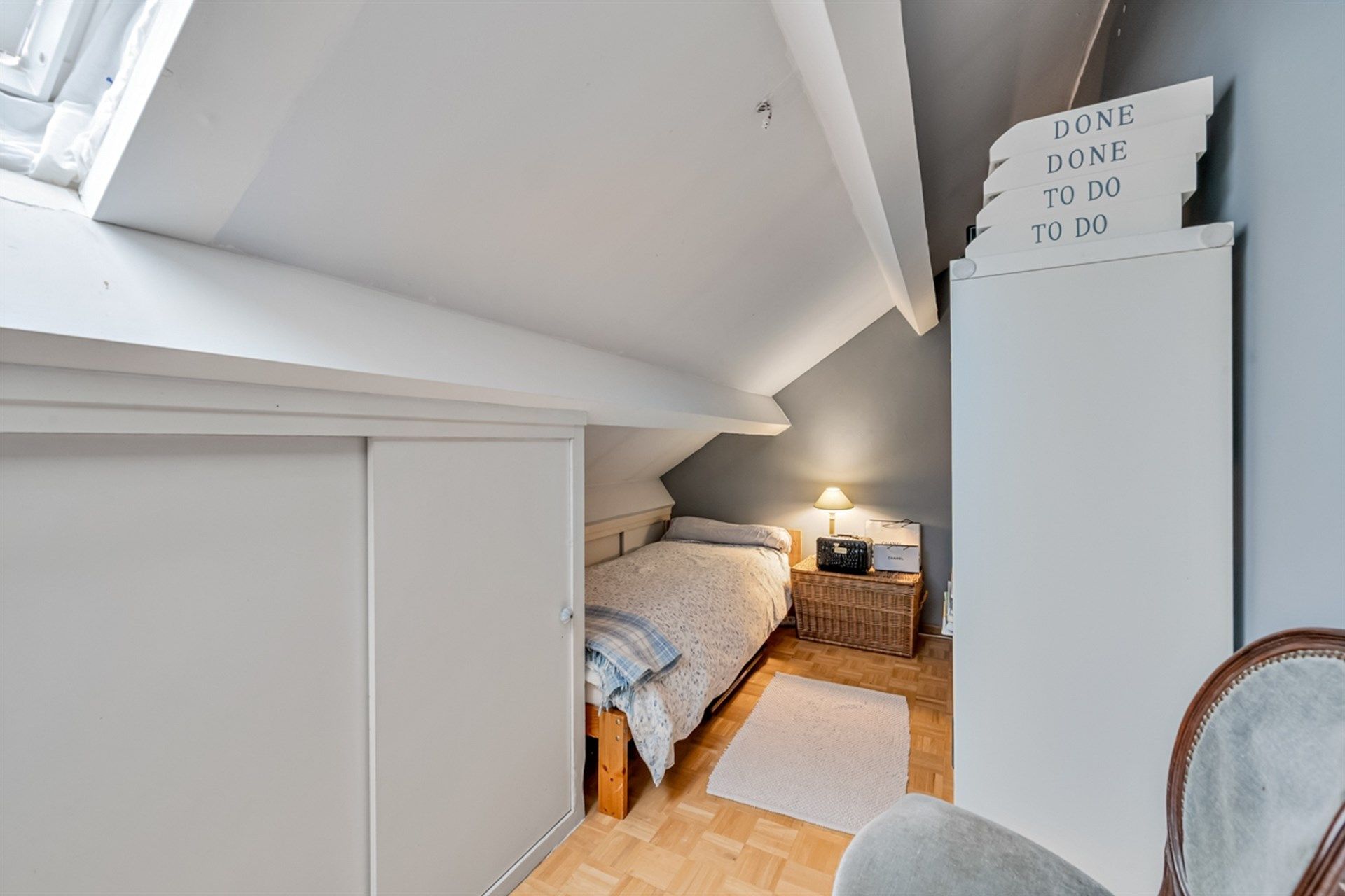 Gezellige gezinswoning met 4 slaapkamers in groene omgeving foto 11