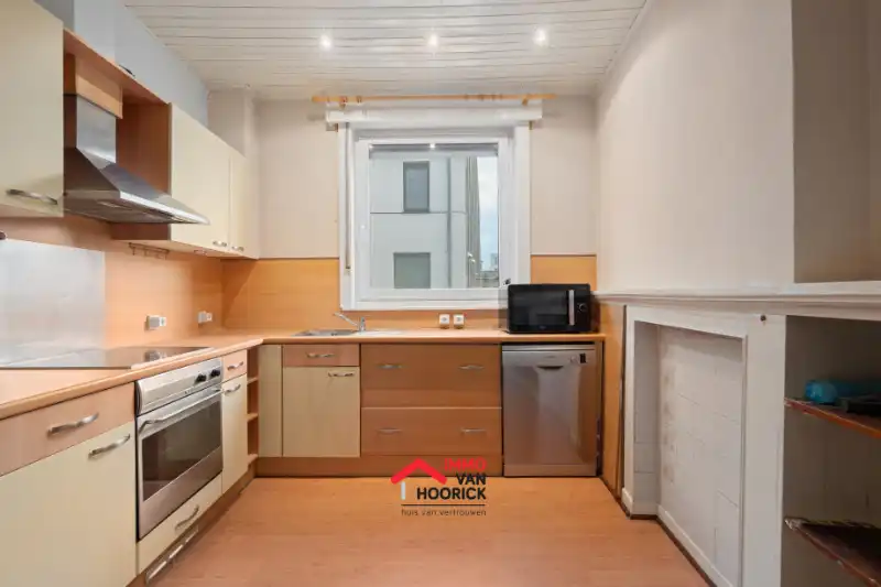 Instapklare woning 1 slaapkamer met stadstuintje. foto 8
