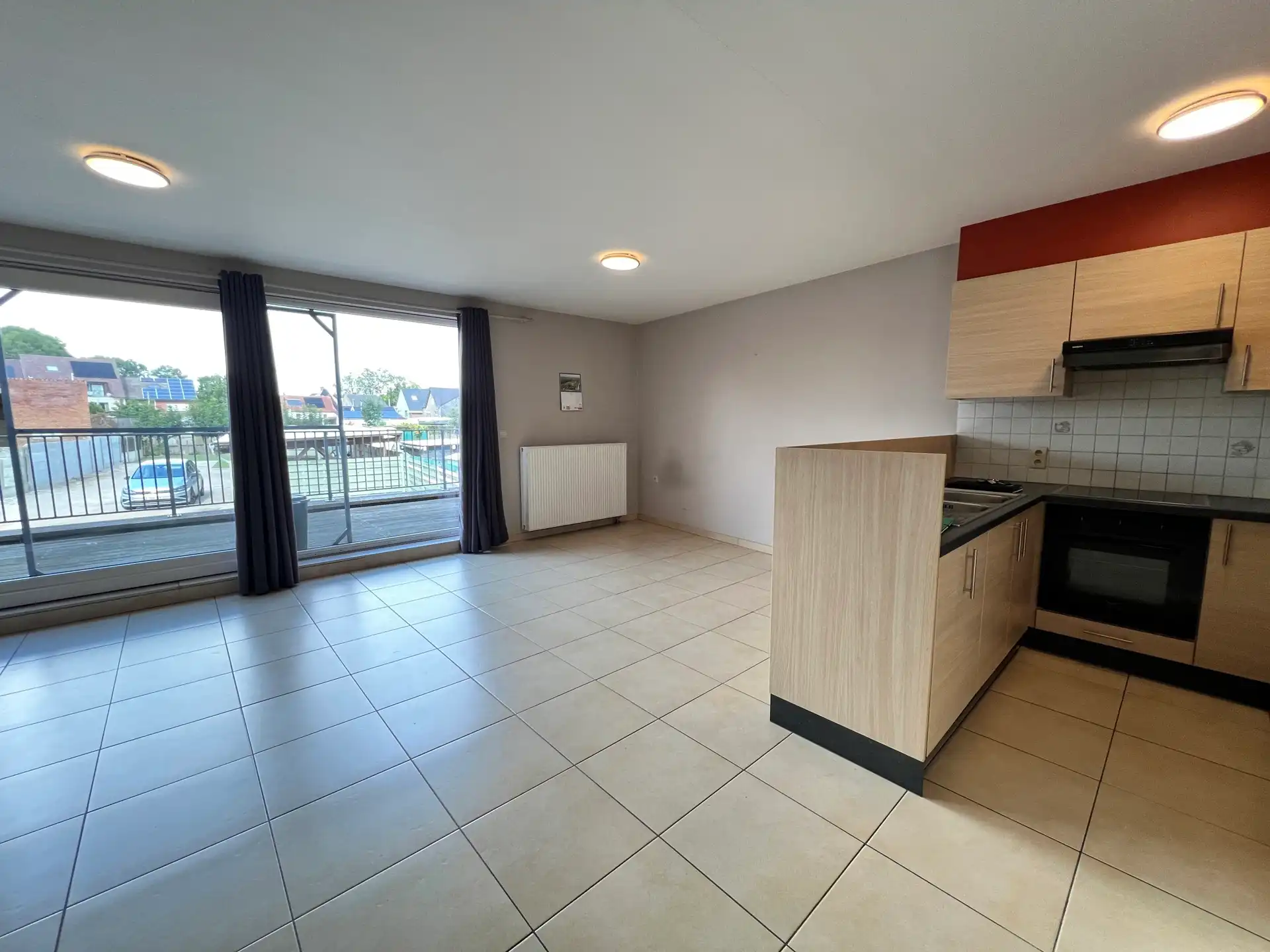 HERZELE – Ruim 2-slaapkamerappartement met terras foto 3