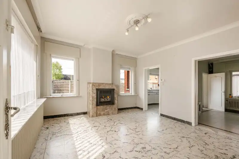 Karaktervolle gezinswoning TE KOOP in Sint-Baafs-Vijve! foto 3