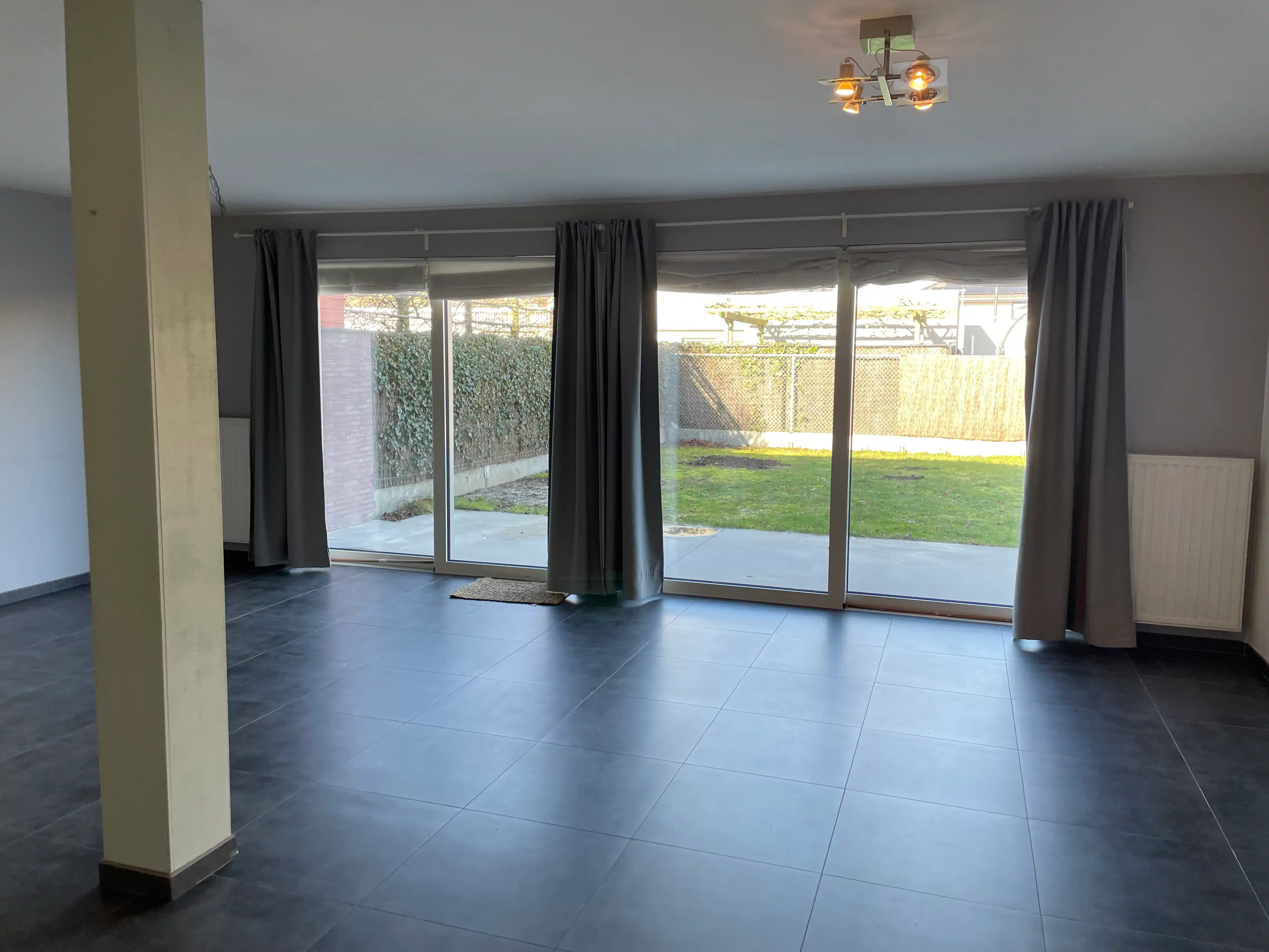 Moderne 3-slpk EENGEZINSWONING + tuin foto 7