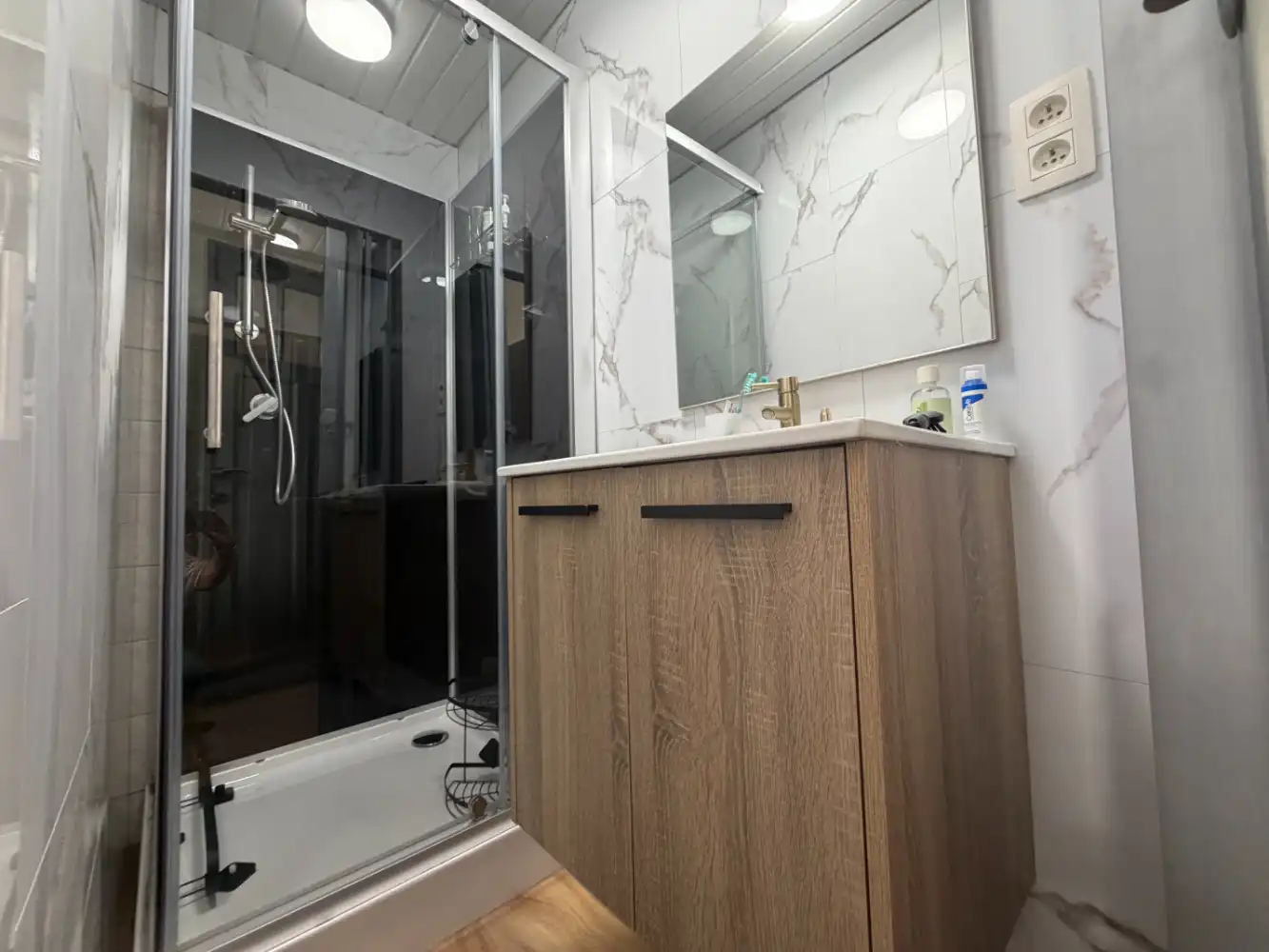 Instapklare gelijkvloersappartement te huur op toplocatie in Blankenberge, ideaal voor een comfortabele leefervaring voor 1 persoon! foto 8