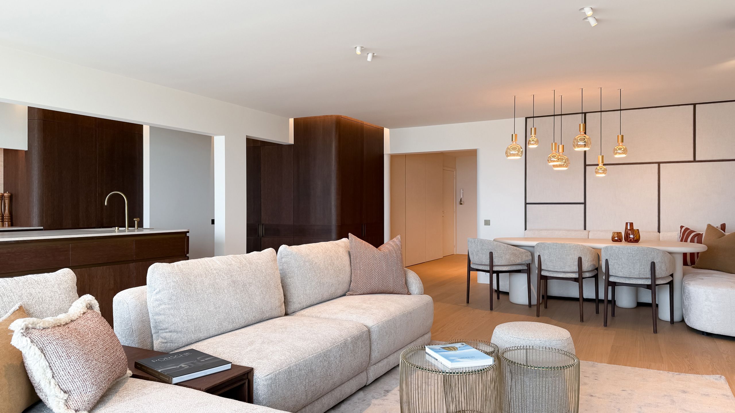 Stijlvol gerenoveerd appartement met zeezicht- ZEEDIJK ZOUTE foto 11