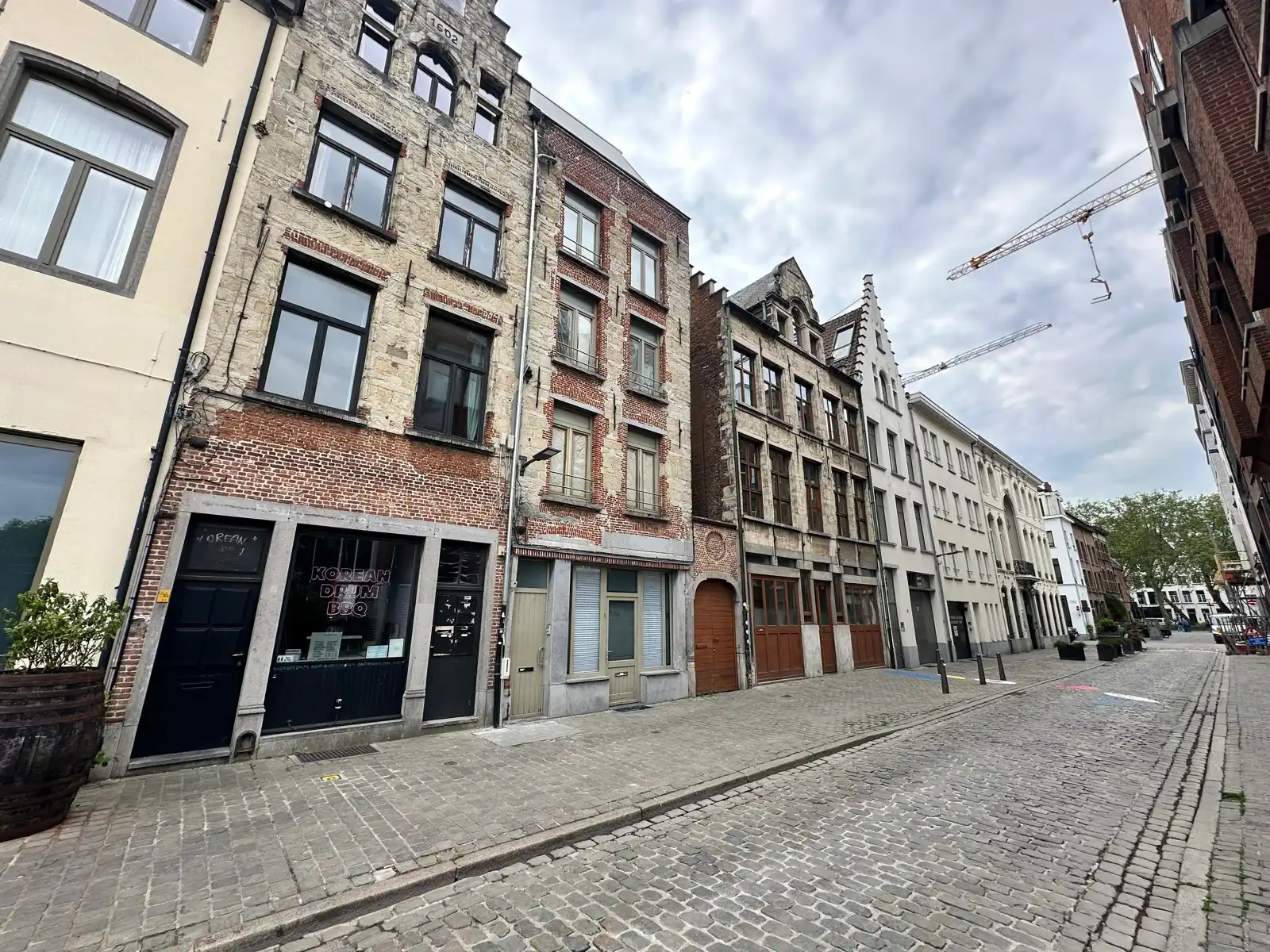 Horecapand met terras op toplocatie in Antwerpen foto 2