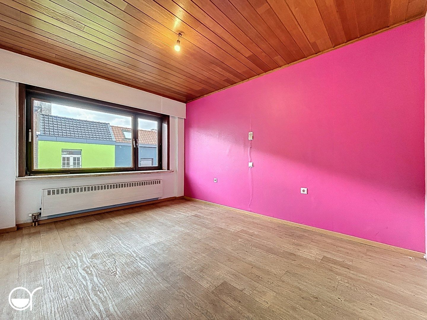 2-slaapkamerappartement met autostaanplaats foto 8