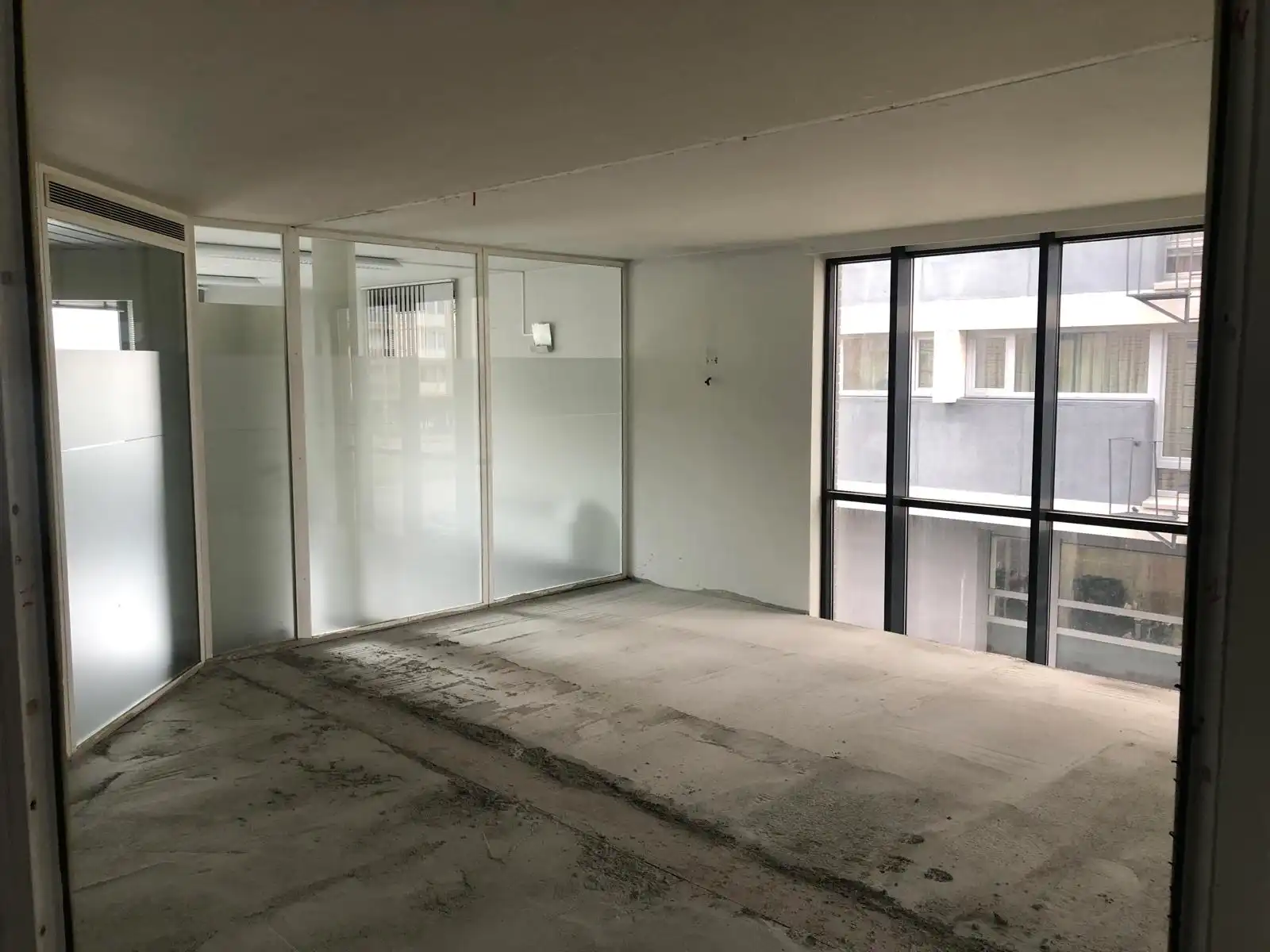 Kantoor te huur foto 4