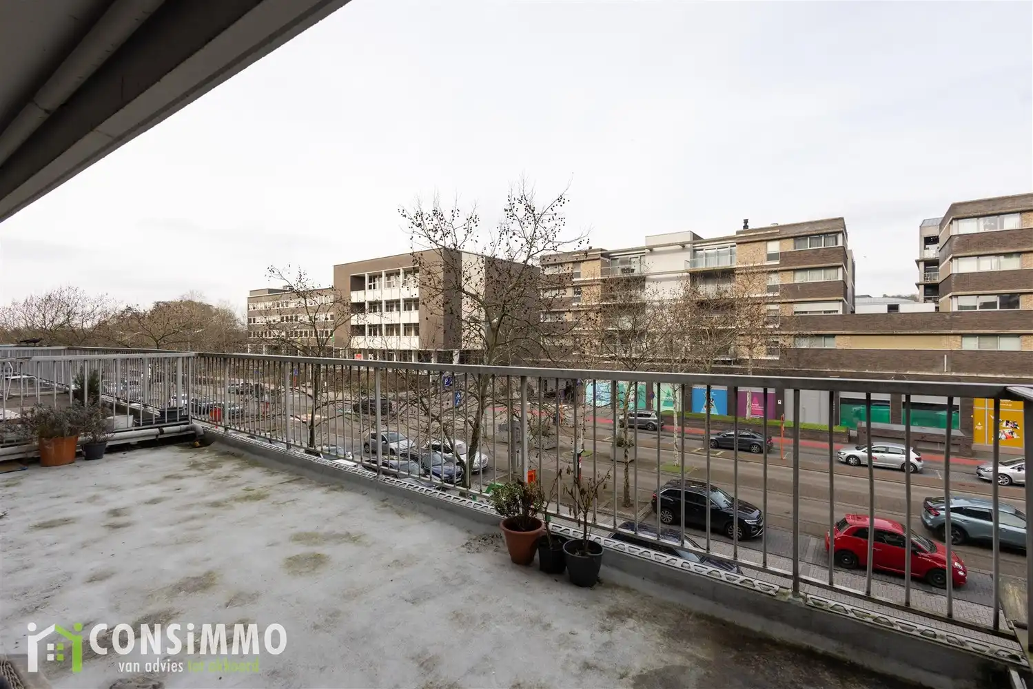 Appartement met ruim terras en 2 slaapkamers in het centrum van Genk foto 12