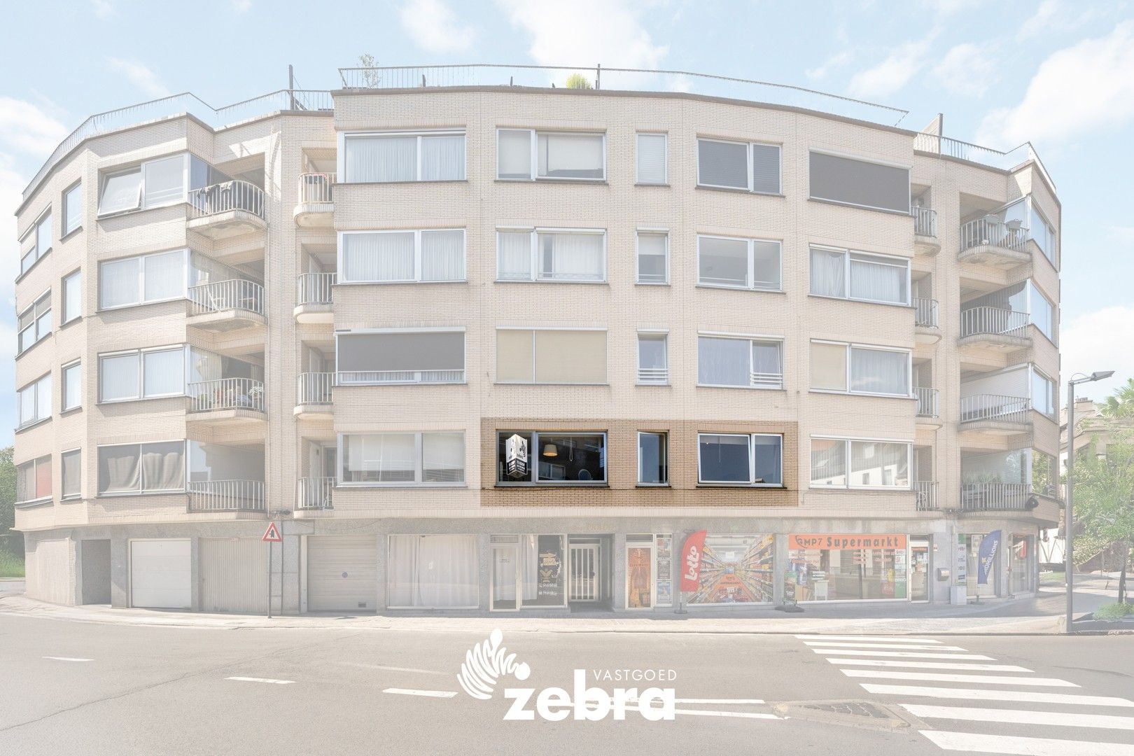 Instapklaar één-slaapkamerappartement in hartje Roeselare! foto 11