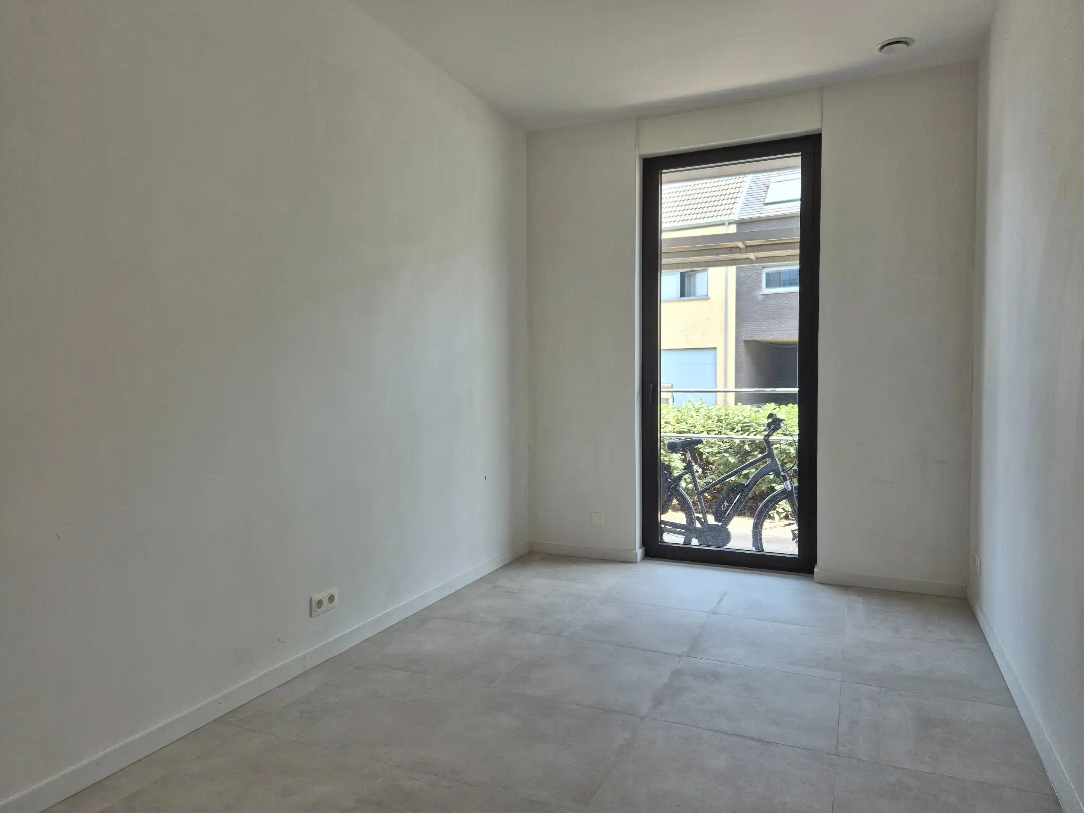 Gelijkvloers nieuwbouwappartement met 2 slaapkamers, tuin en terras foto 9