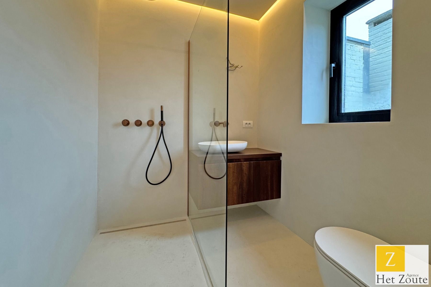 Exclusieve woning in het hart van Heist foto 16