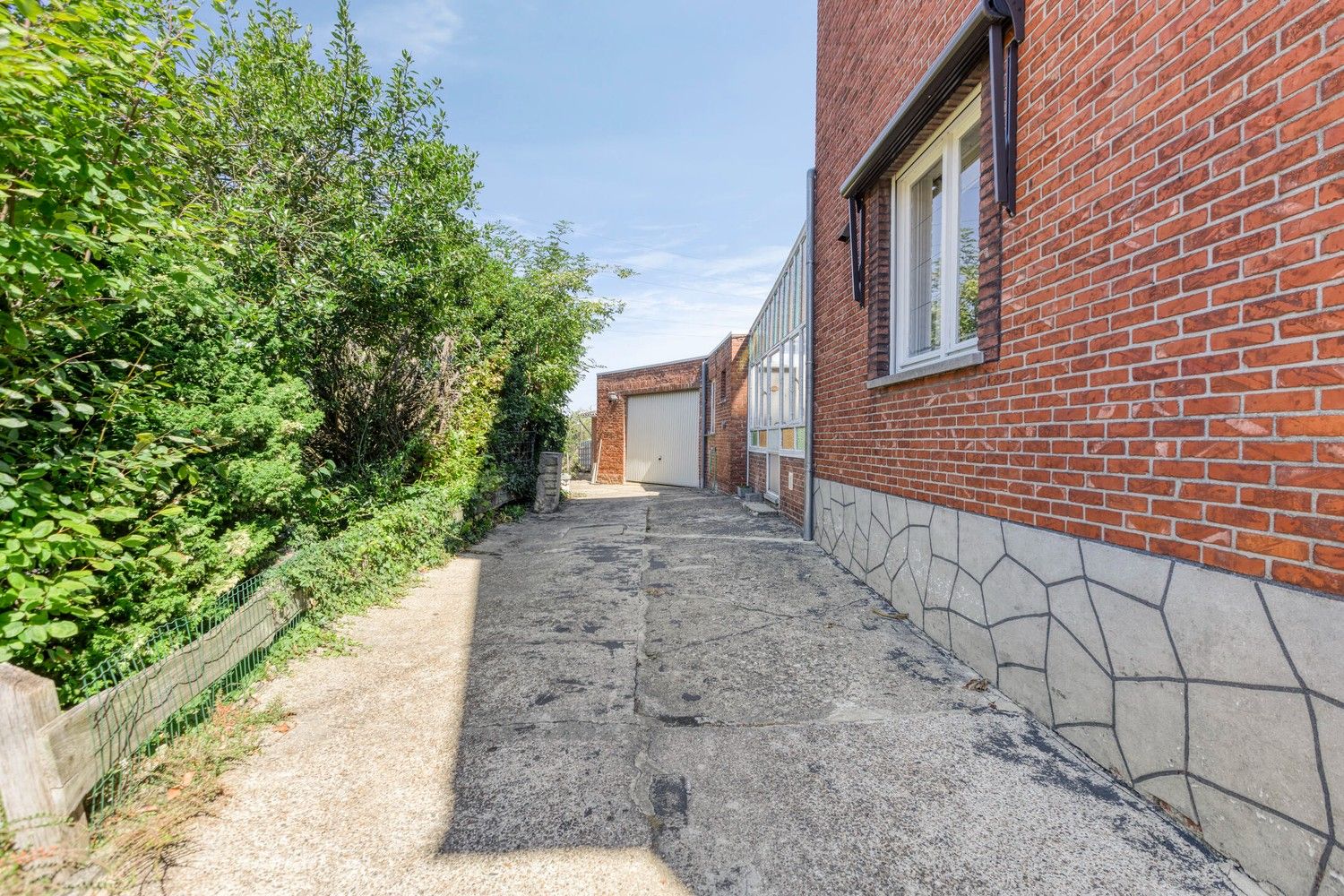 Op te frissen woning met 3 slaapkamers, garage en tuin foto 28