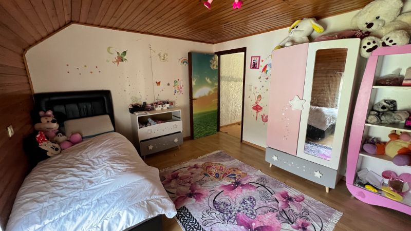 RUIME STADSWONING MET AANGENAME KOER foto 21