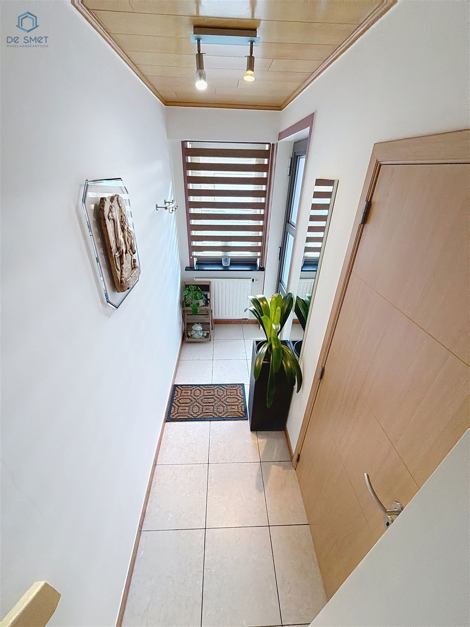 Instapklare gezinswoning met garage, tuin en 2 slaapkamers in Lierde foto 2