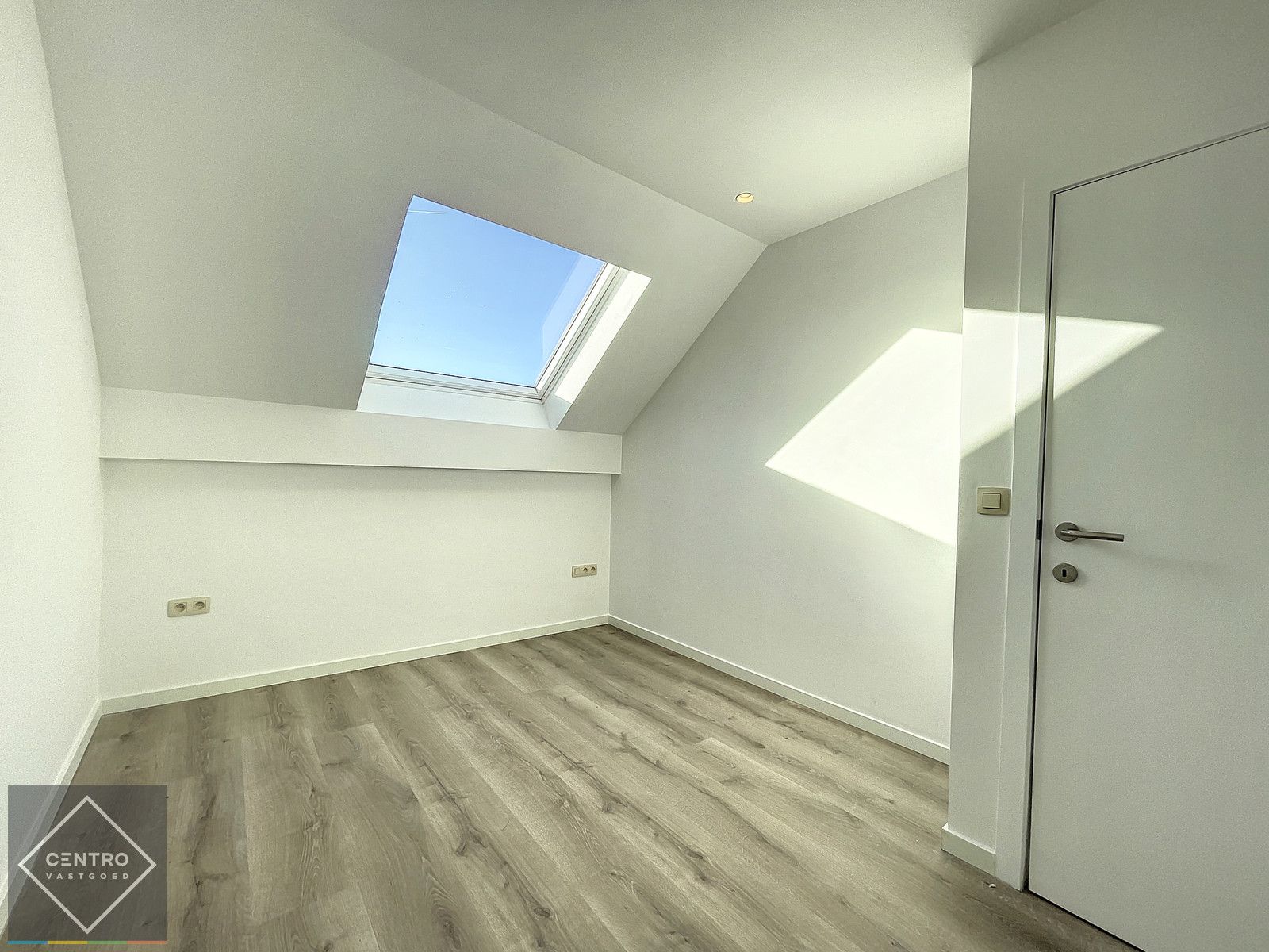 LUXUEUZE DUPLEX-app. (GEEN lift) met 3 slpks (VerNIEUWbouw)! foto 12