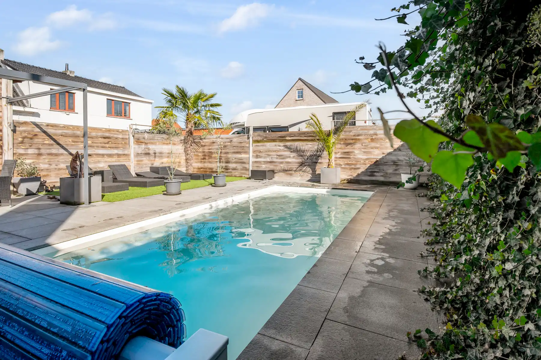 Instapklare woning met zwembad aan het Donkmeer foto 8