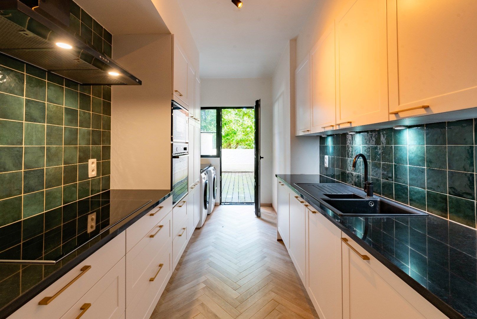 Stijlvol gerenoveerd appartement foto 8