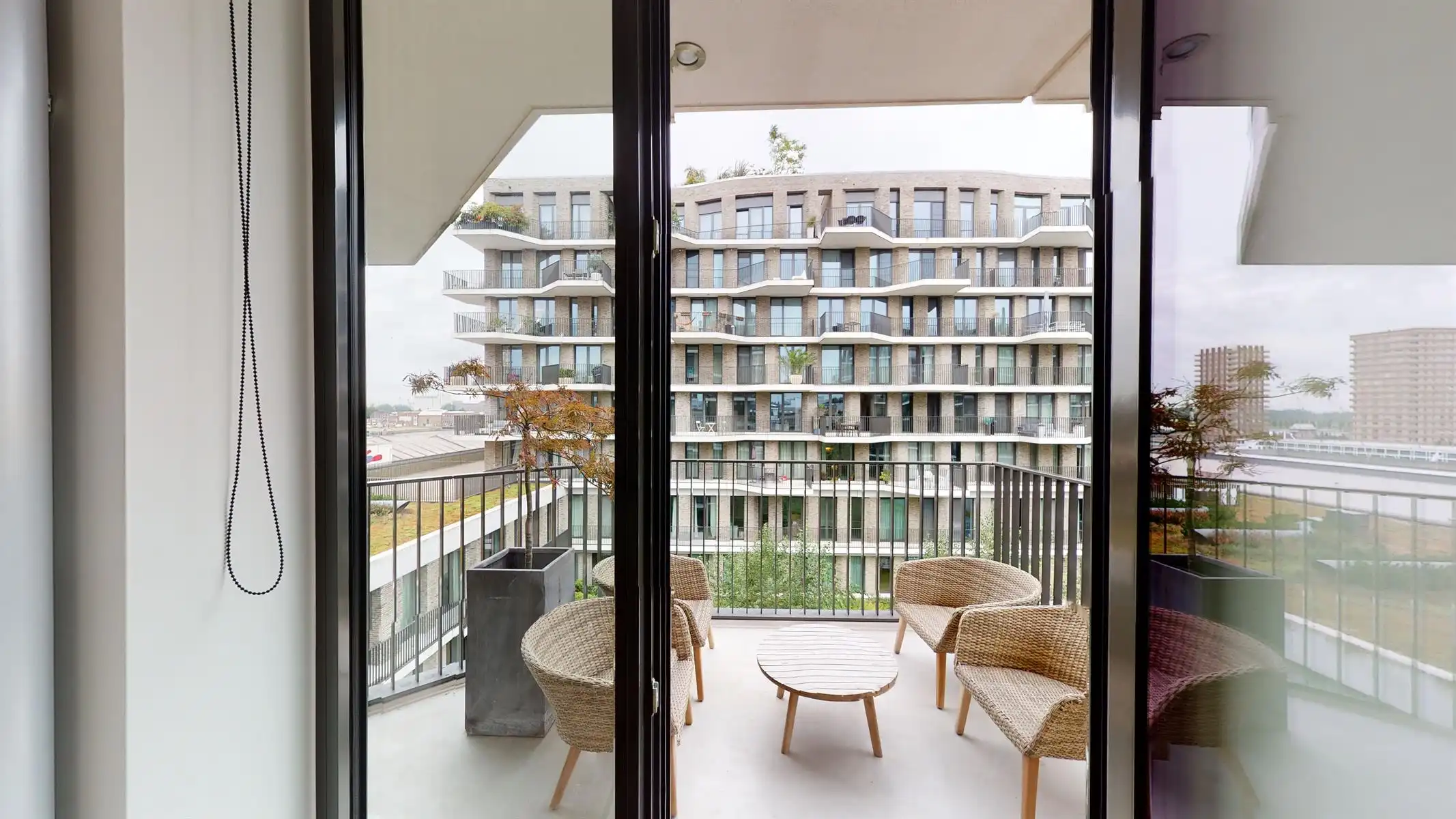 ANTWERPEN - Instapklaar appartement met mooie terrassen foto 4