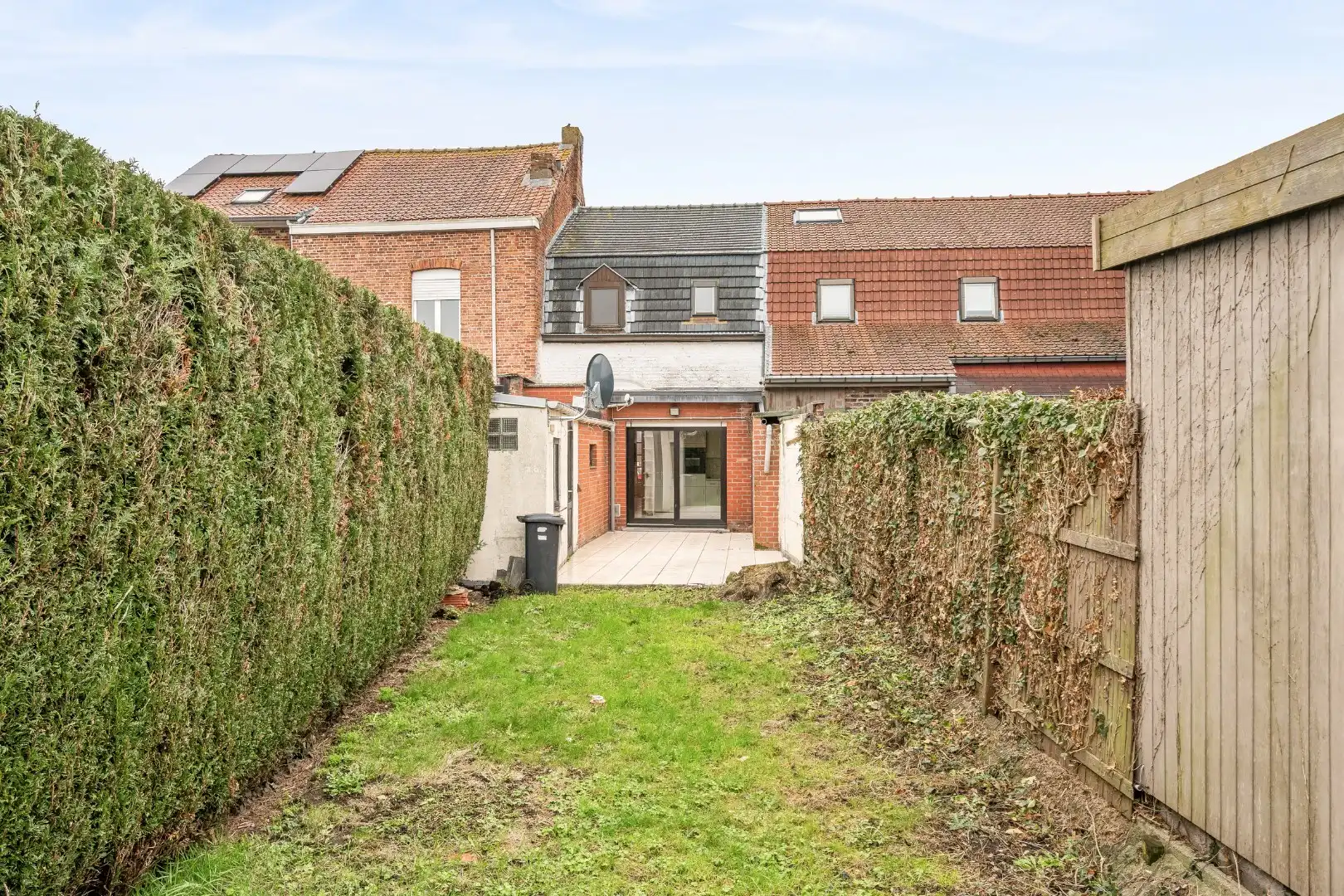 Woning met 2 slaapkamers en zolder en zonnige tuin in Mesen foto 6